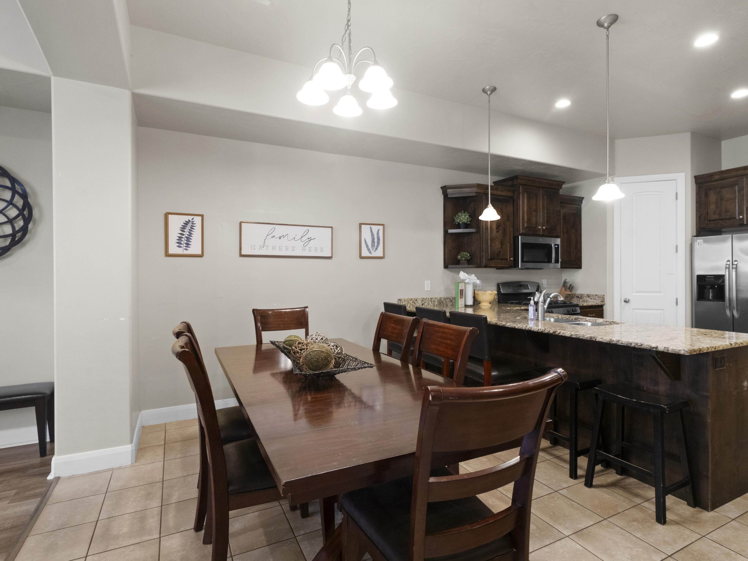 CORAL RIDGE TOWNHOMES - Residential