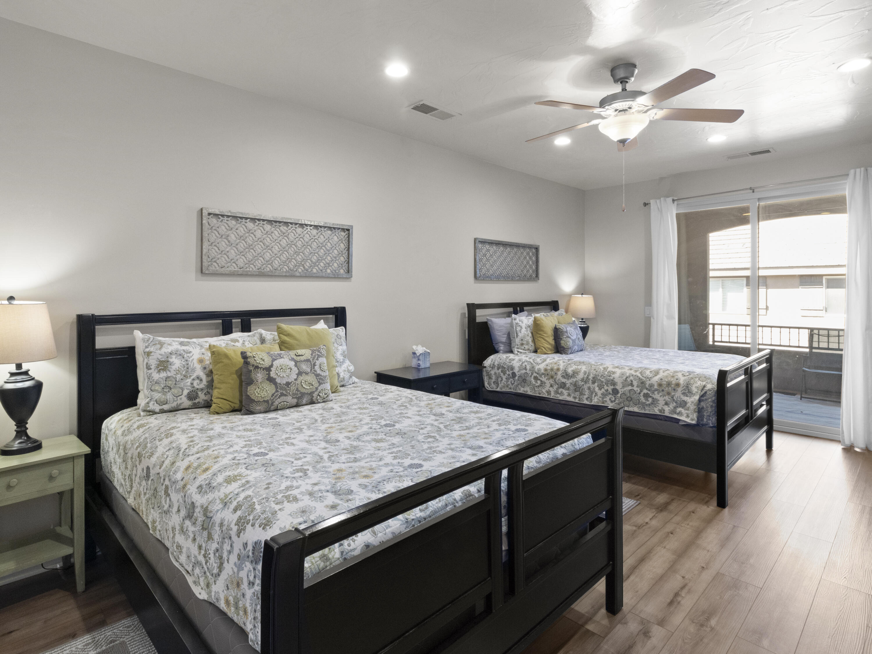 CORAL RIDGE TOWNHOMES - Residential