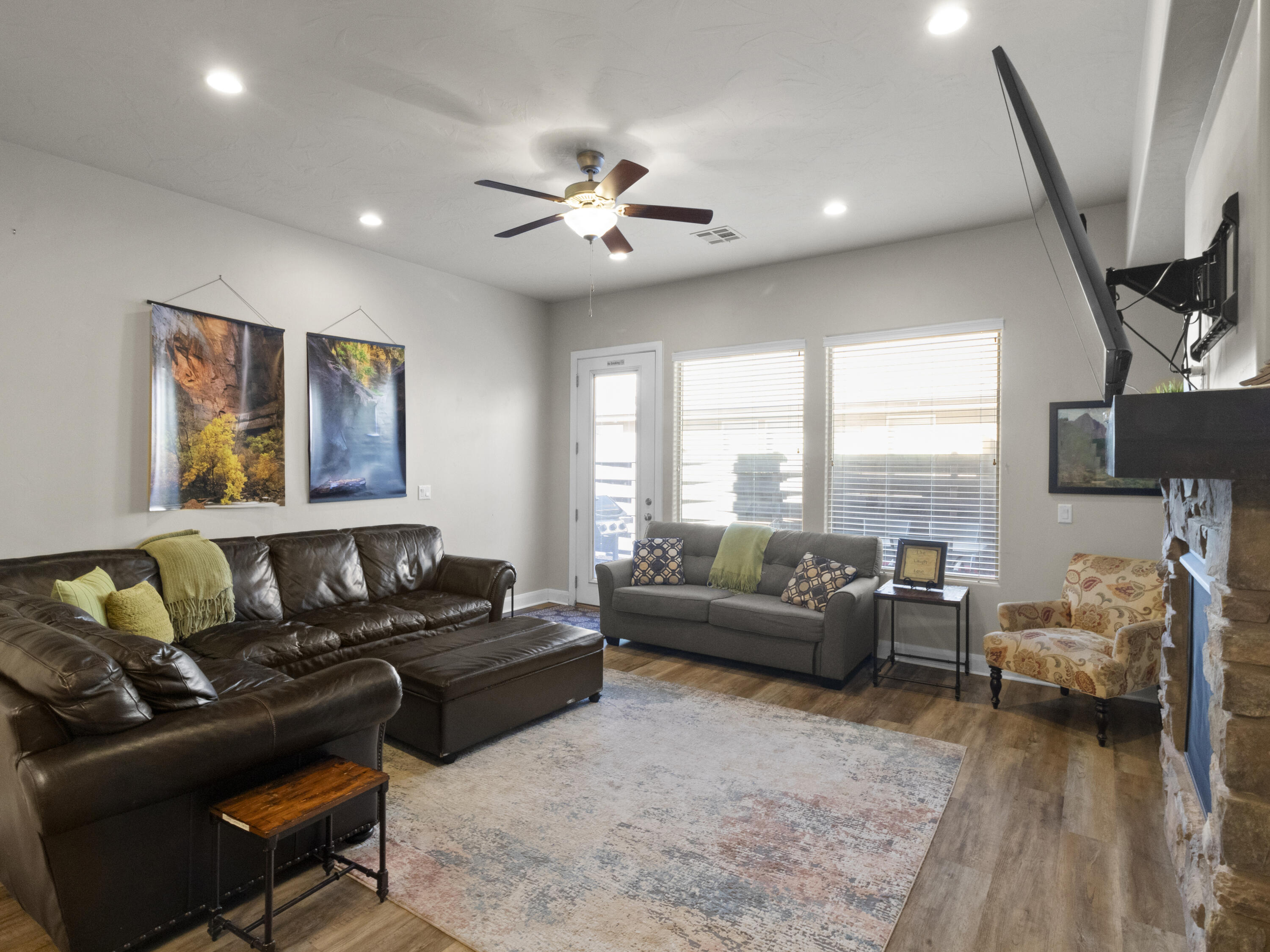 CORAL RIDGE TOWNHOMES - Residential