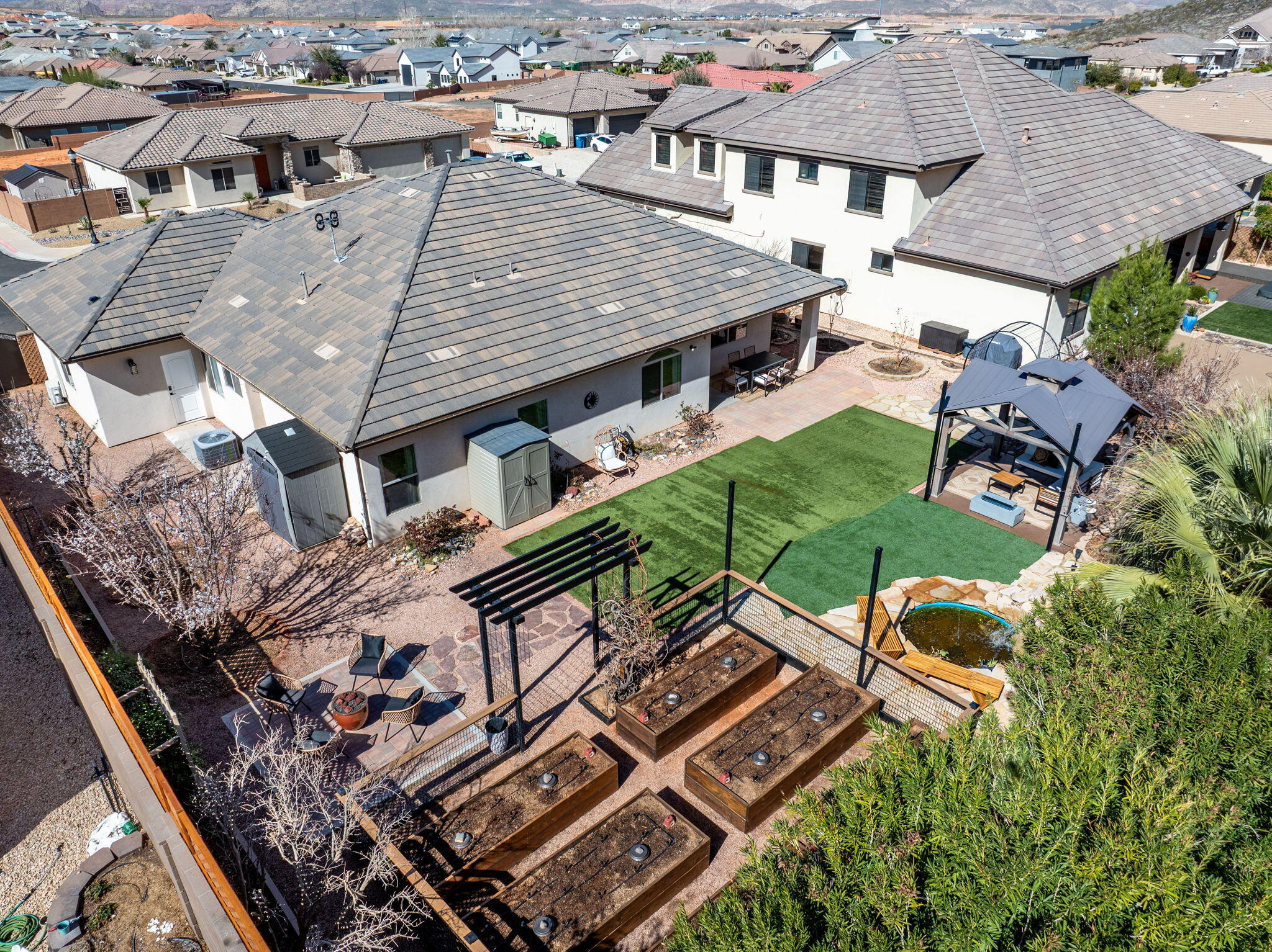 DIXIE SPRINGS - Residential