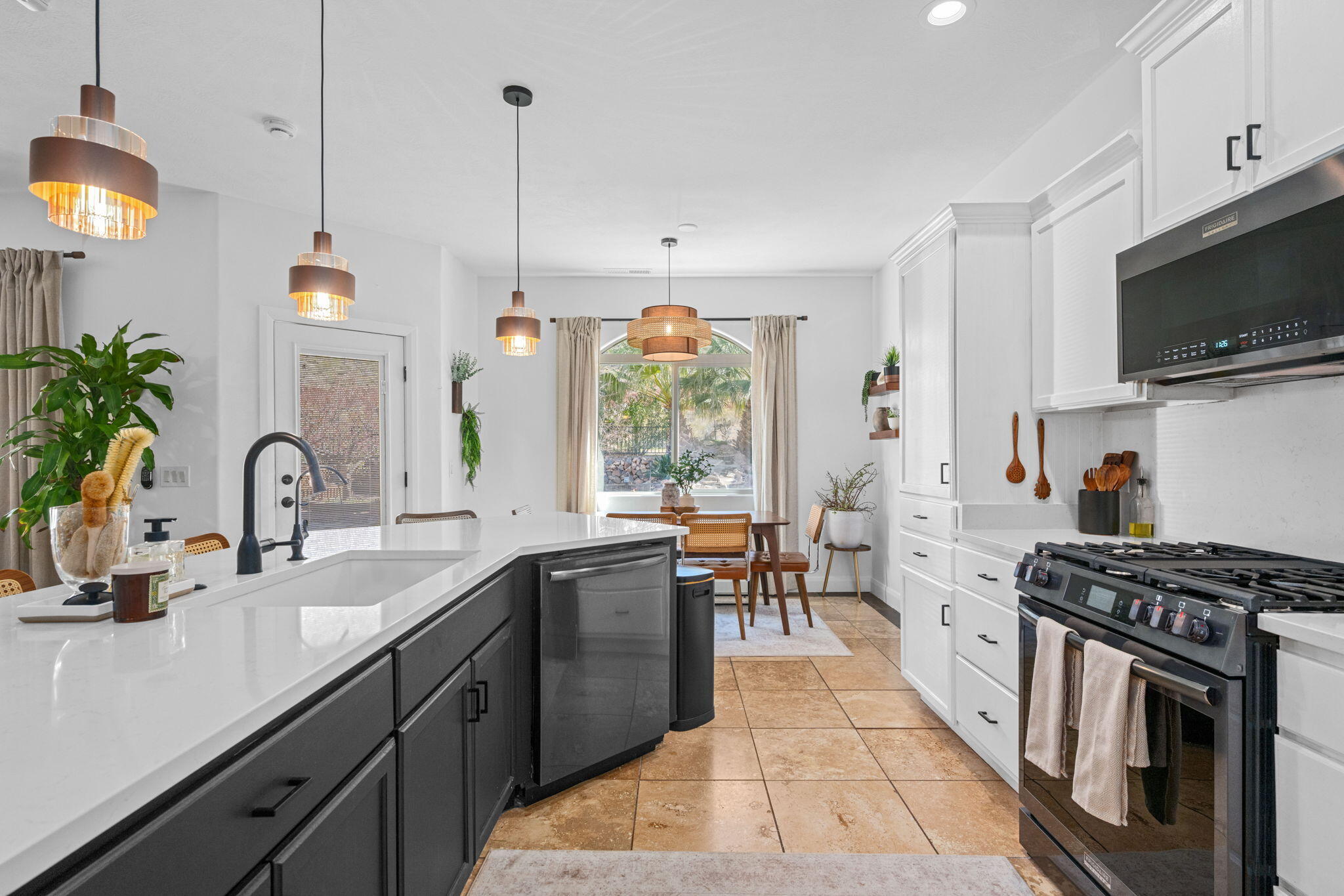 DIXIE SPRINGS - Residential