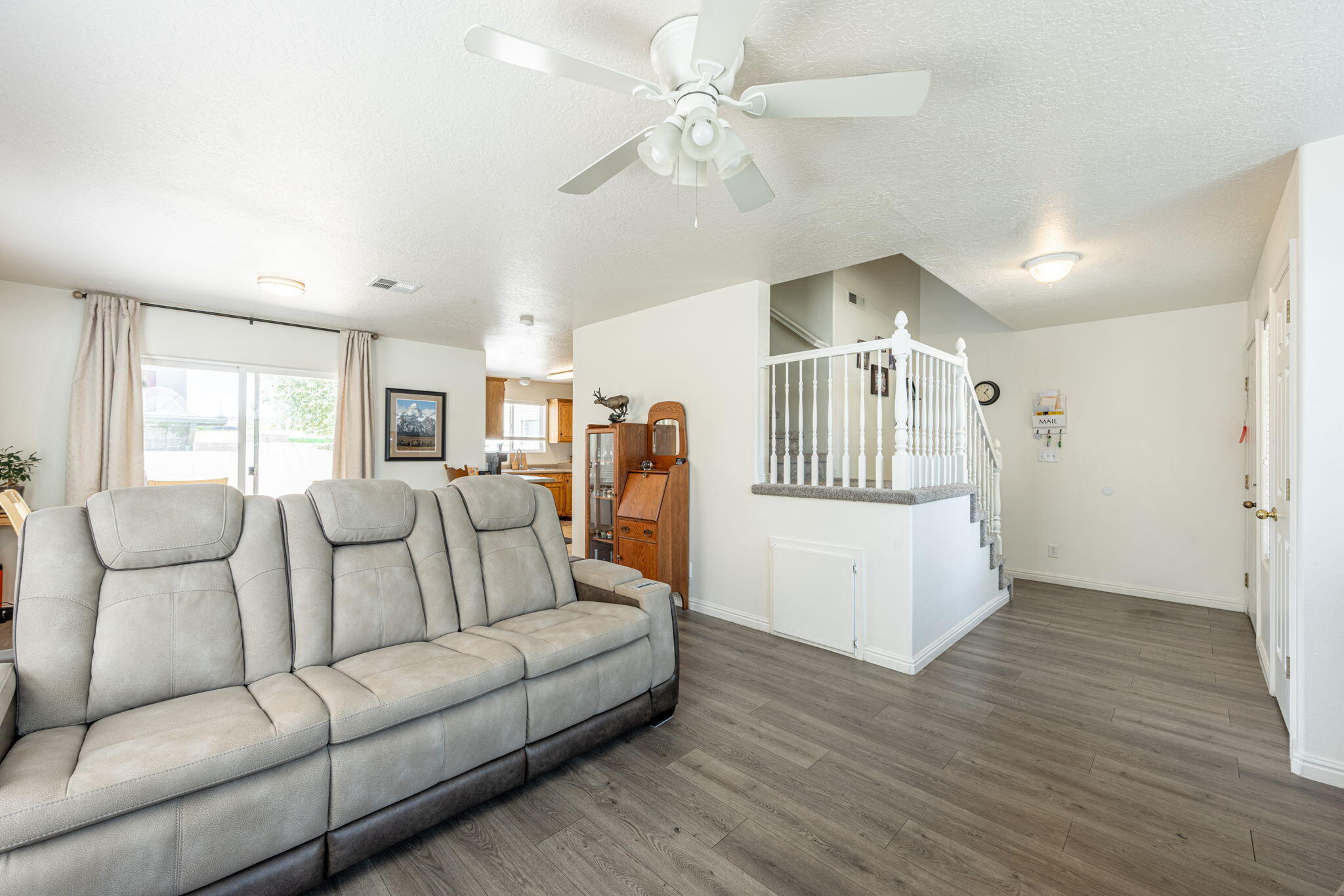 LA PALOMA CONDOS - Residential