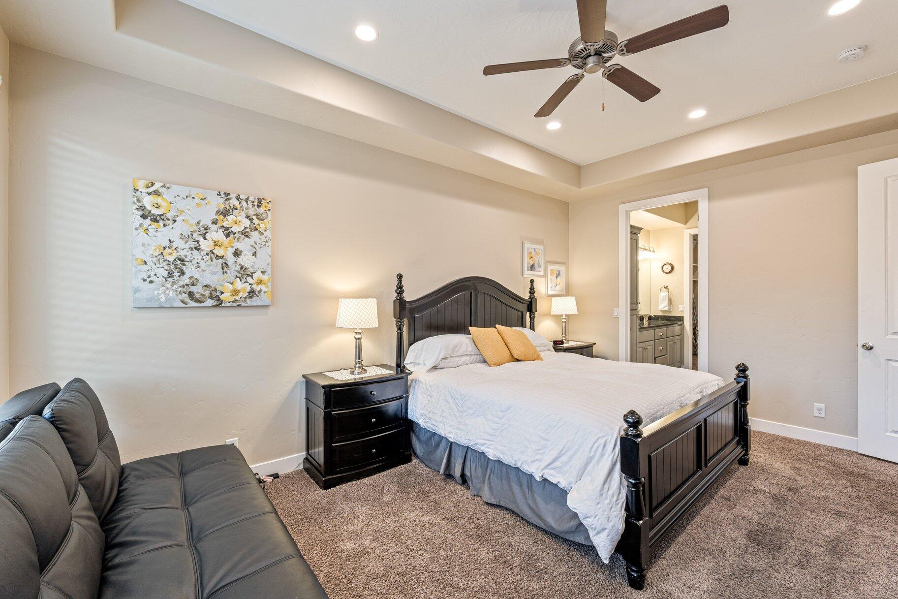 CORAL RIDGE TOWNHOMES - Residential