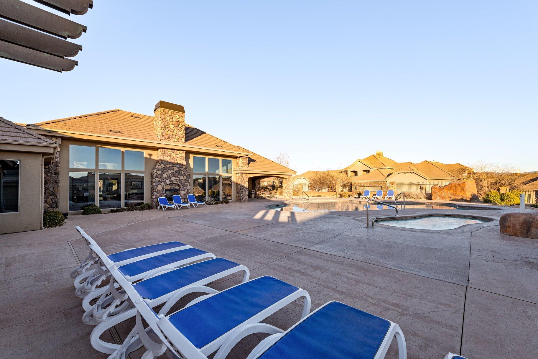 CORAL RIDGE TOWNHOMES - Residential