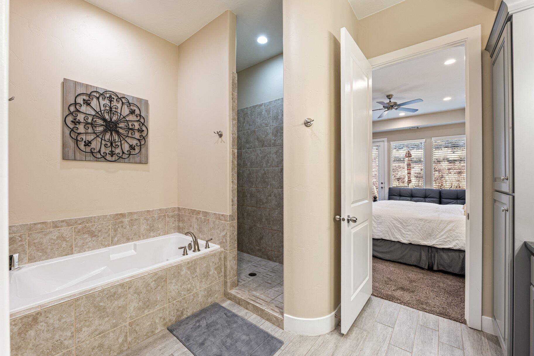 CORAL RIDGE TOWNHOMES - Residential