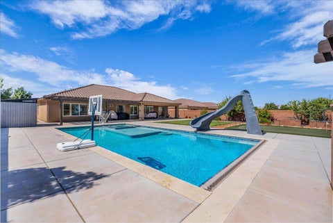 Tiny photo for 1095 E 3685 S, Washington, UT 84780 (MLS # 26-274799)