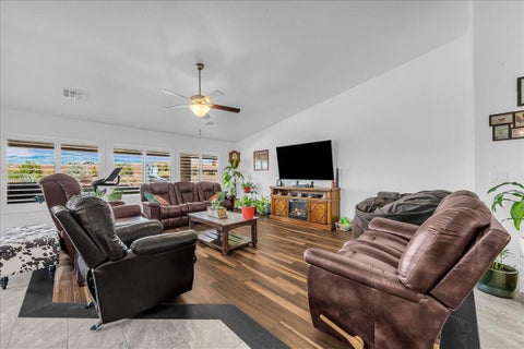 Tiny photo for 1095 E 3685 S, Washington, UT 84780 (MLS # 26-274799)