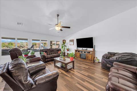 Tiny photo for 1095 E 3685 S, Washington, UT 84780 (MLS # 26-274799)