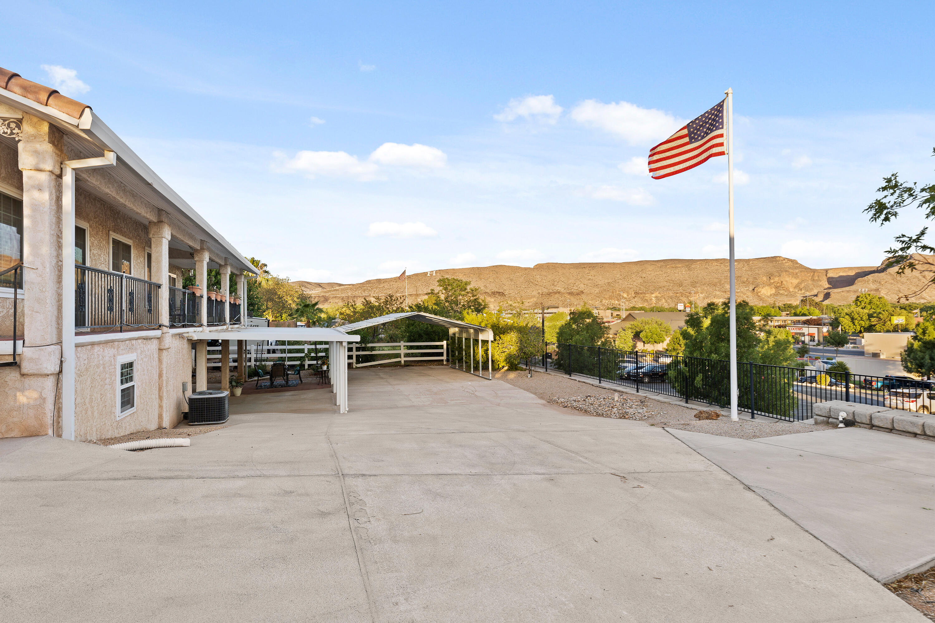 HURRICANE TOWNSITE - Residential