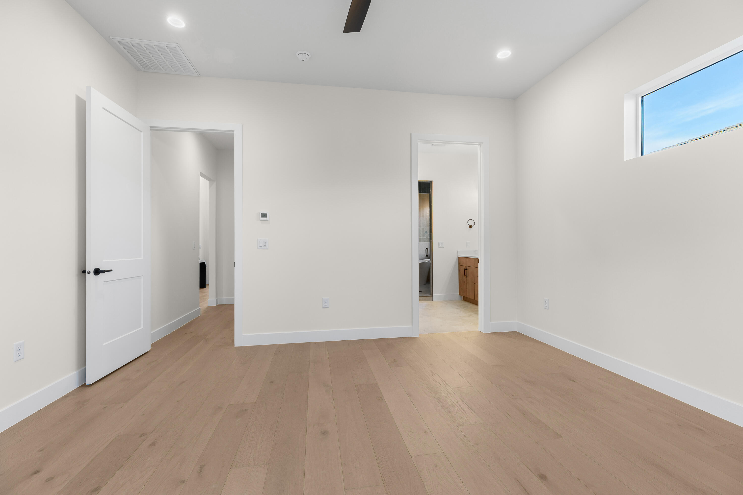 FALCON RIDGE - Residential