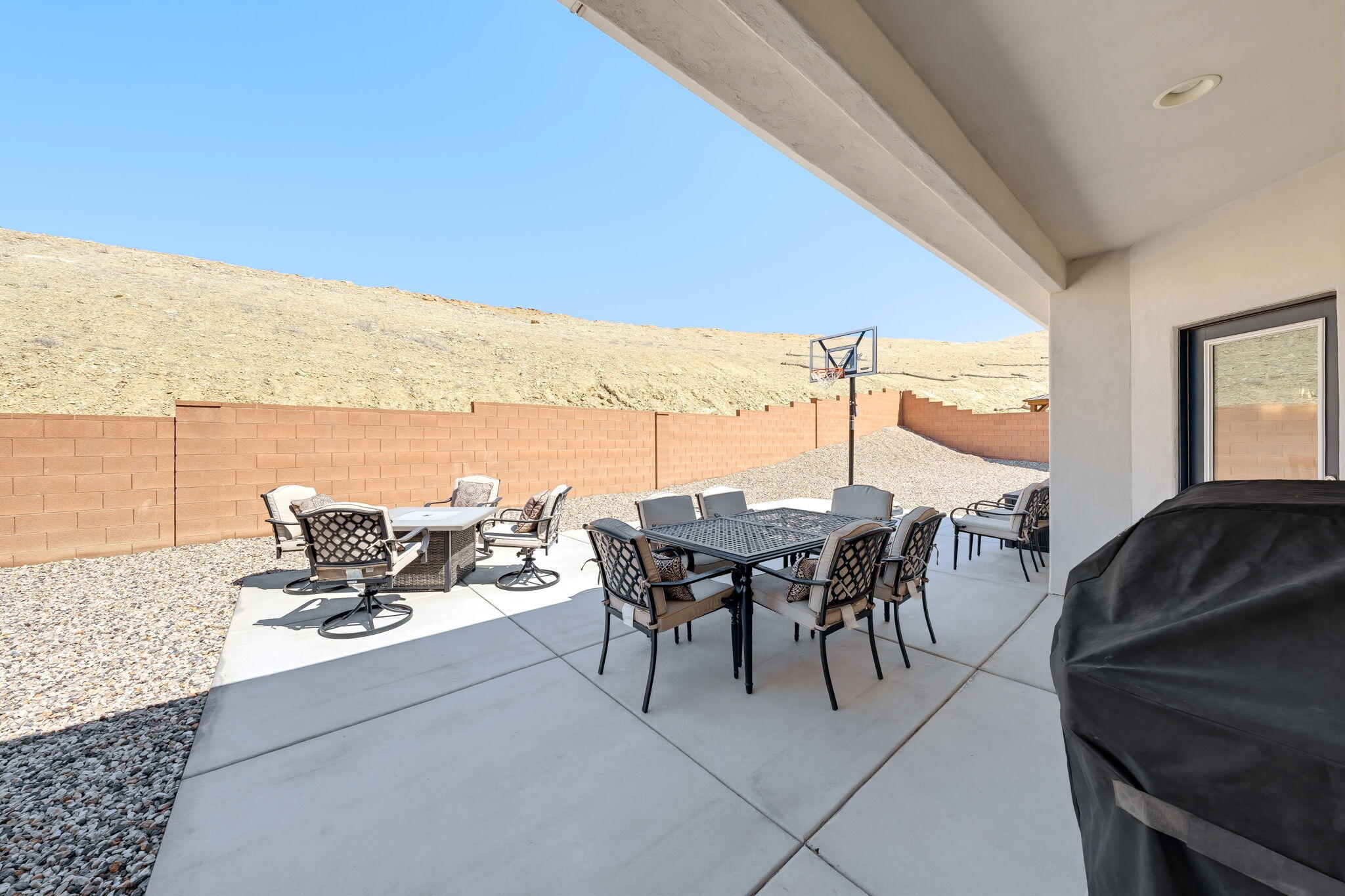 SAGE CANYON - Residential