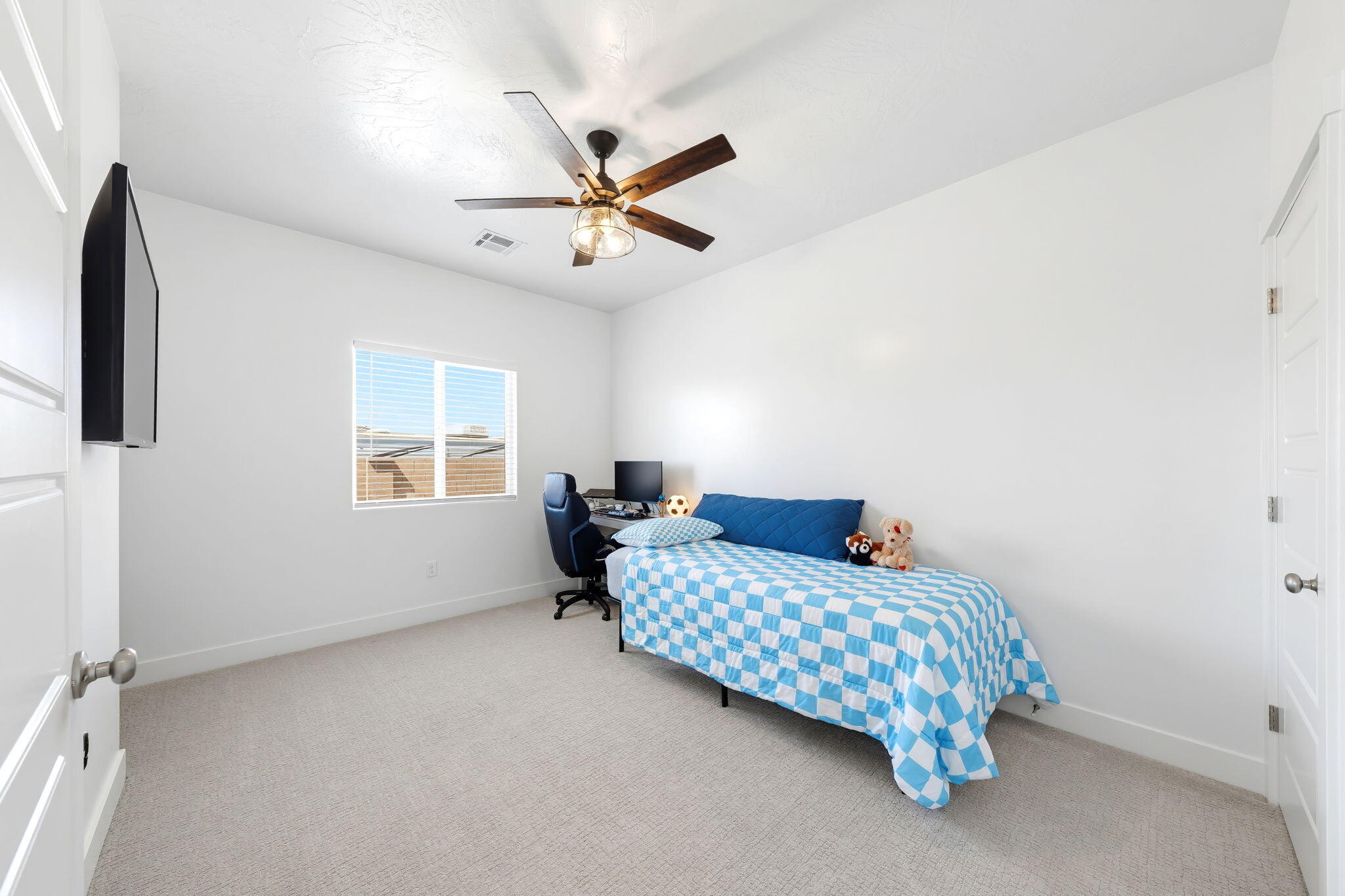 SAGE CANYON - Residential
