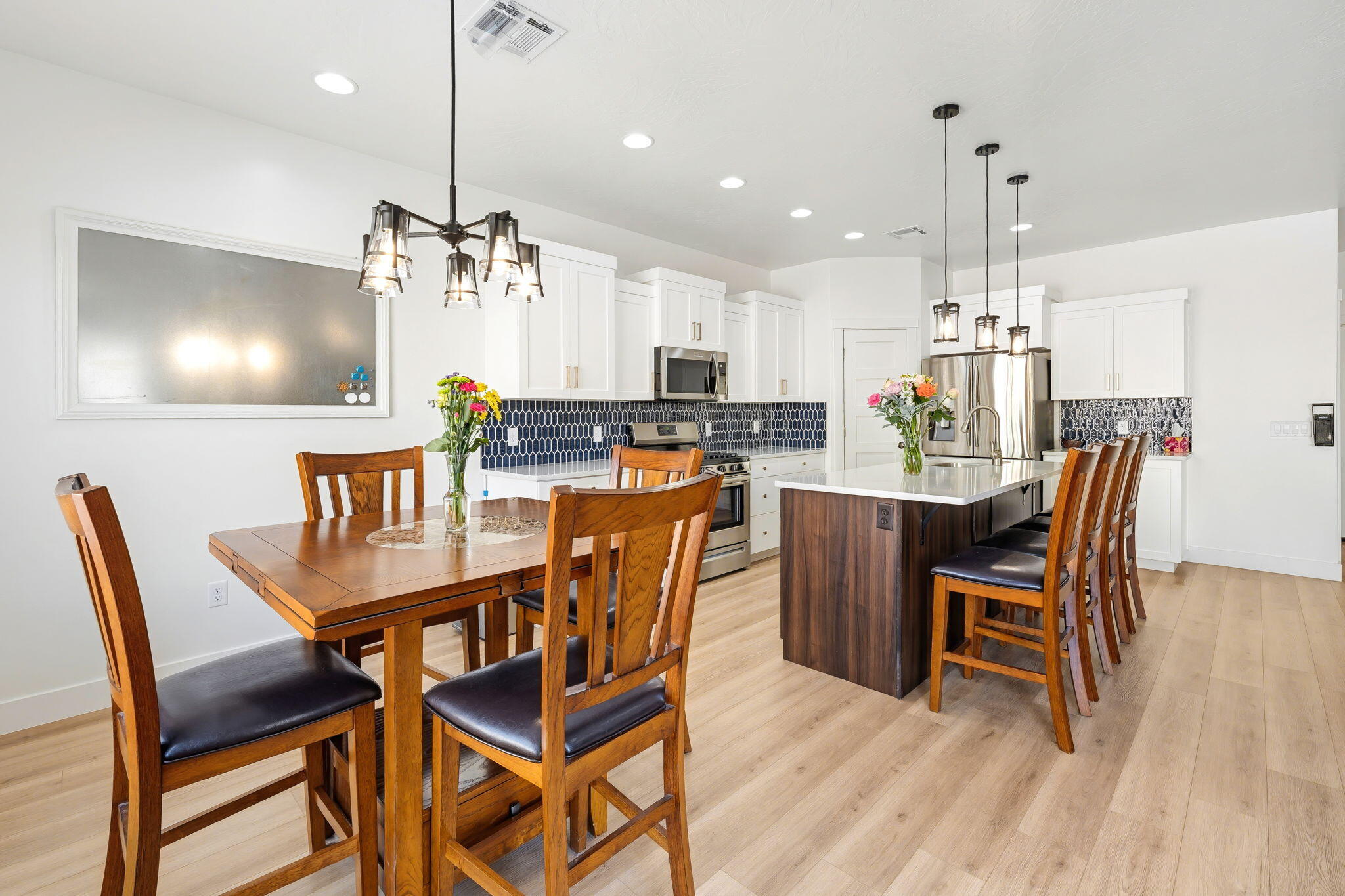 SAGE CANYON - Residential
