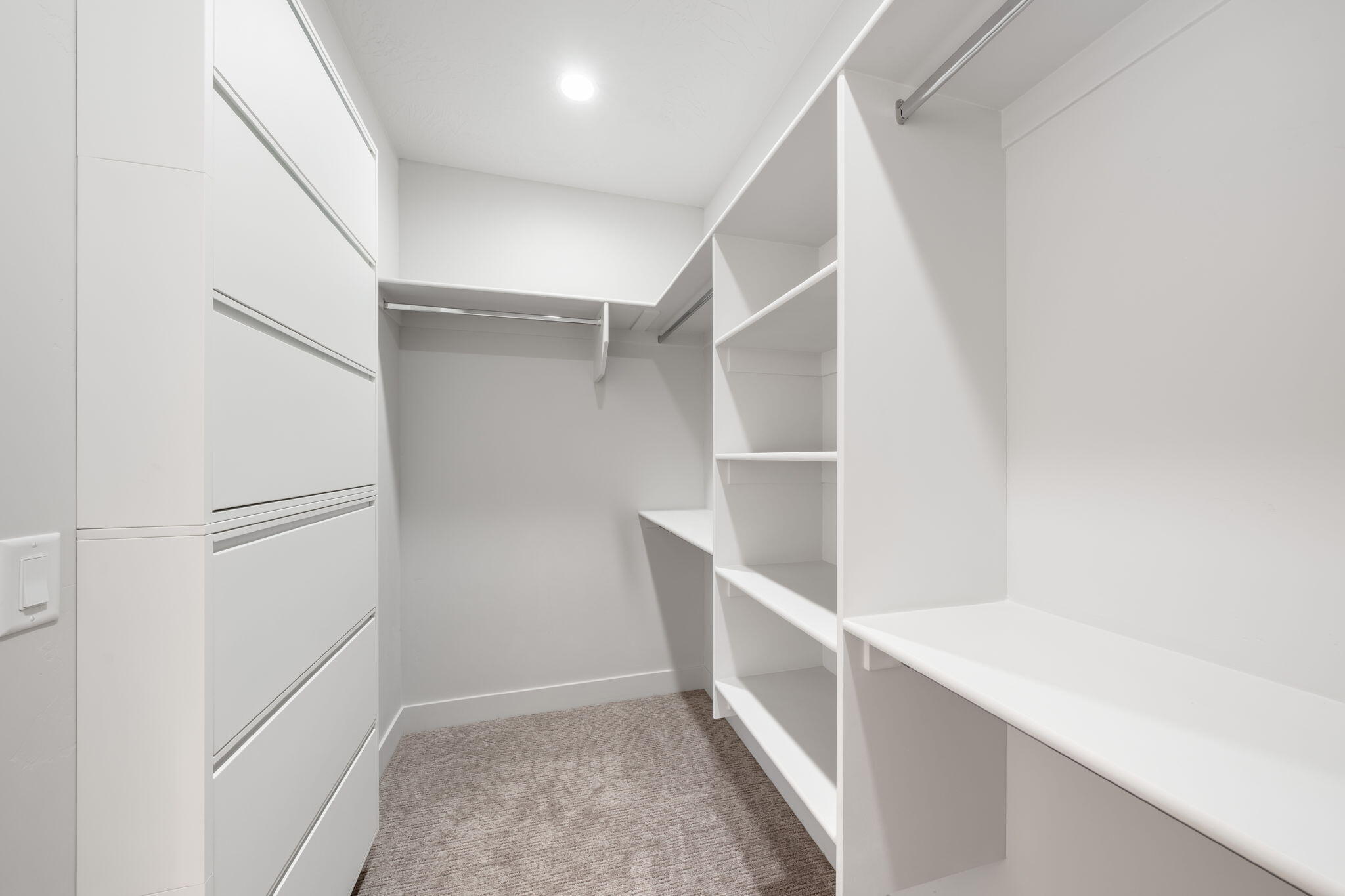 ROCK VIEW ESTATES - Residential