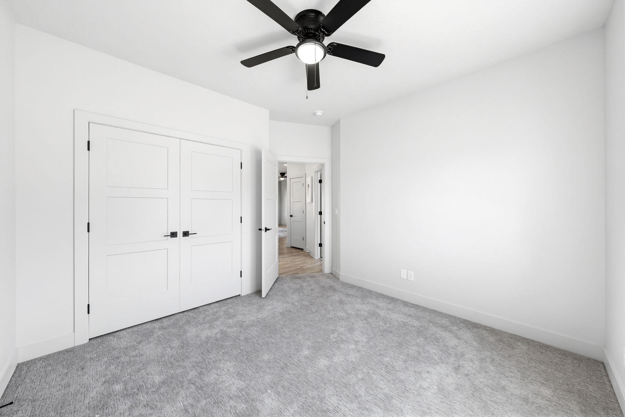 ROCK VIEW ESTATES - Residential