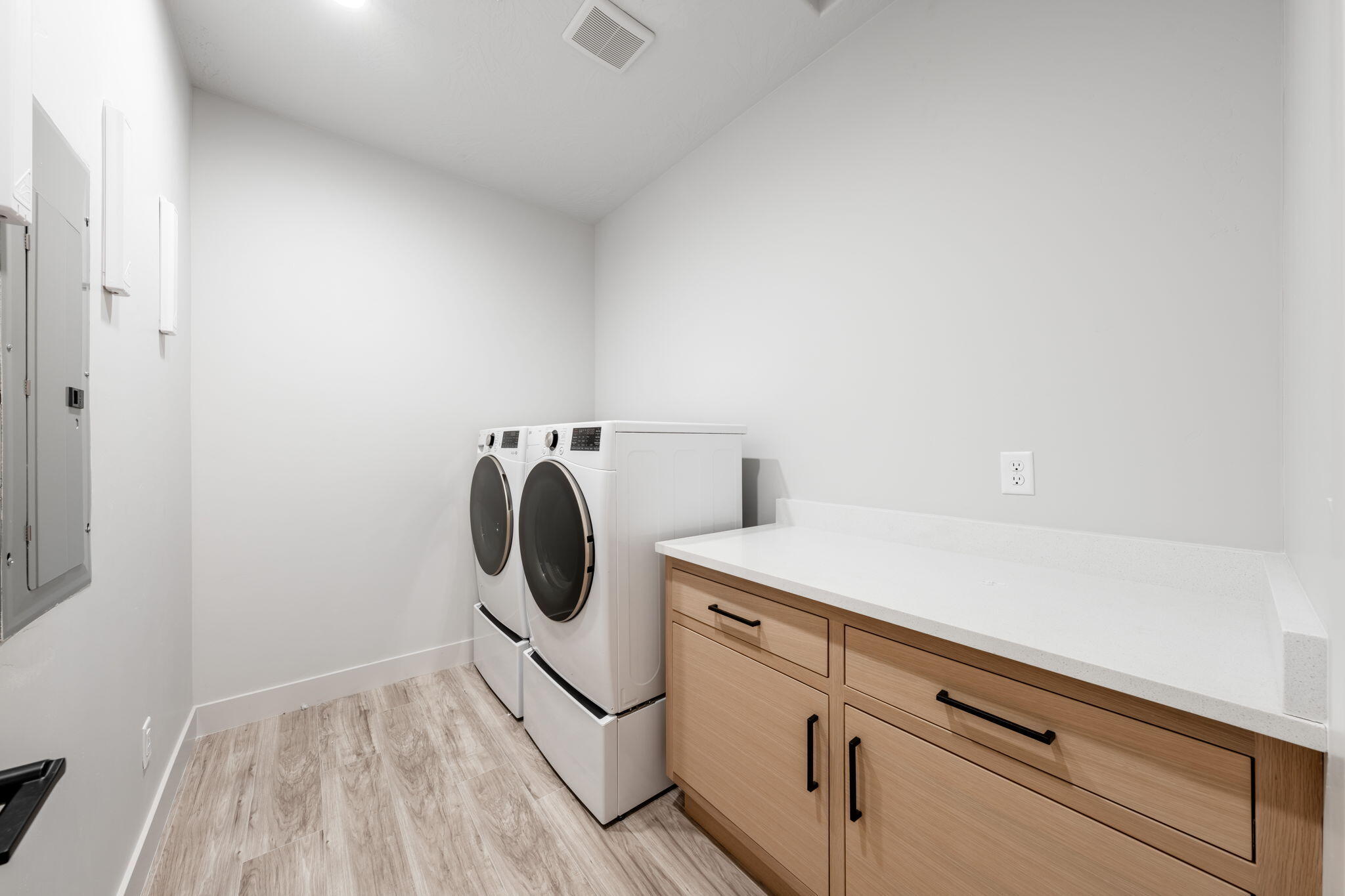 ROCK VIEW ESTATES - Residential