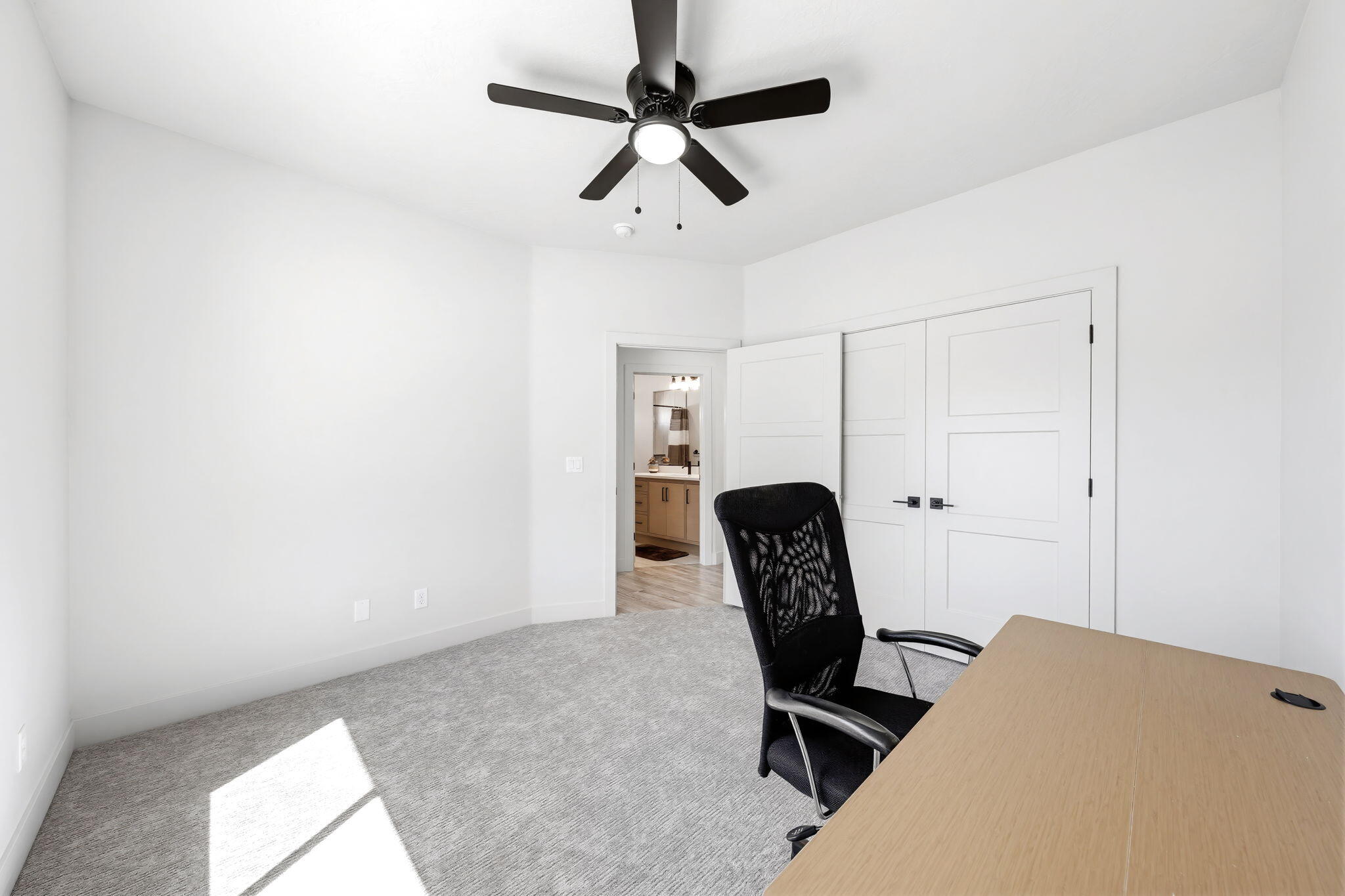 ROCK VIEW ESTATES - Residential