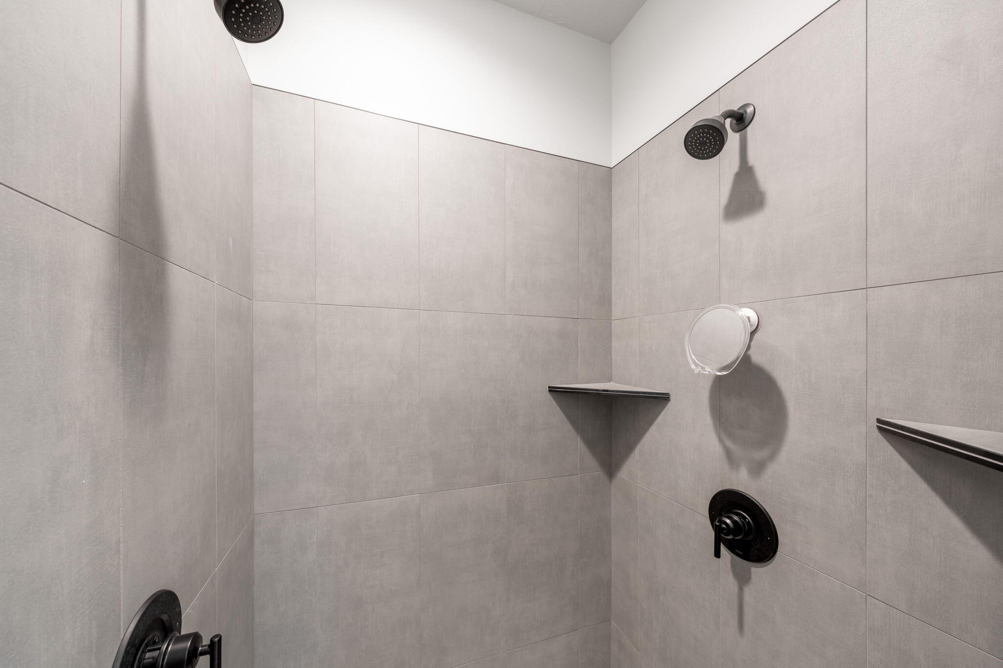 ROCK VIEW ESTATES - Residential