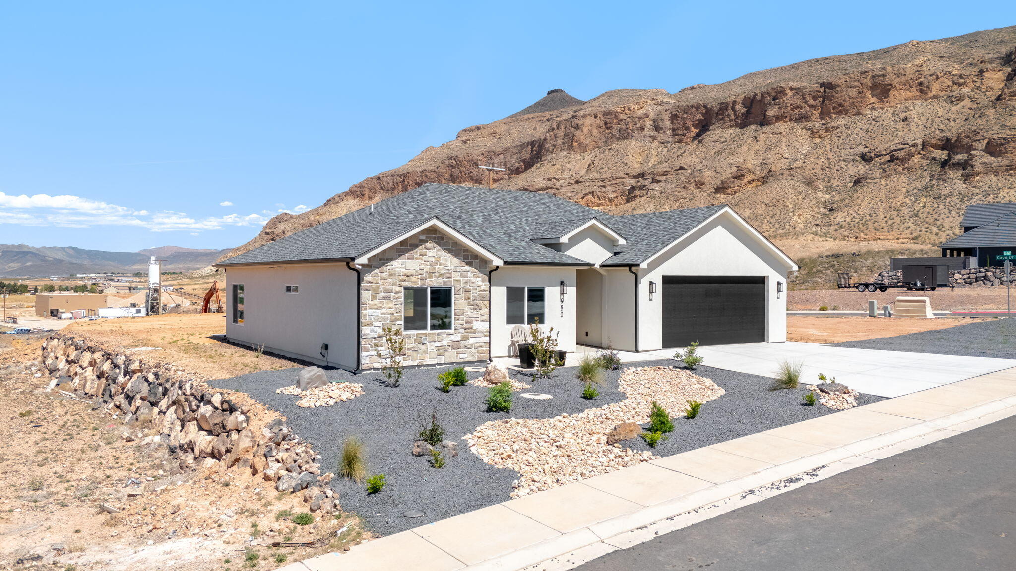 ROCK VIEW ESTATES - Residential