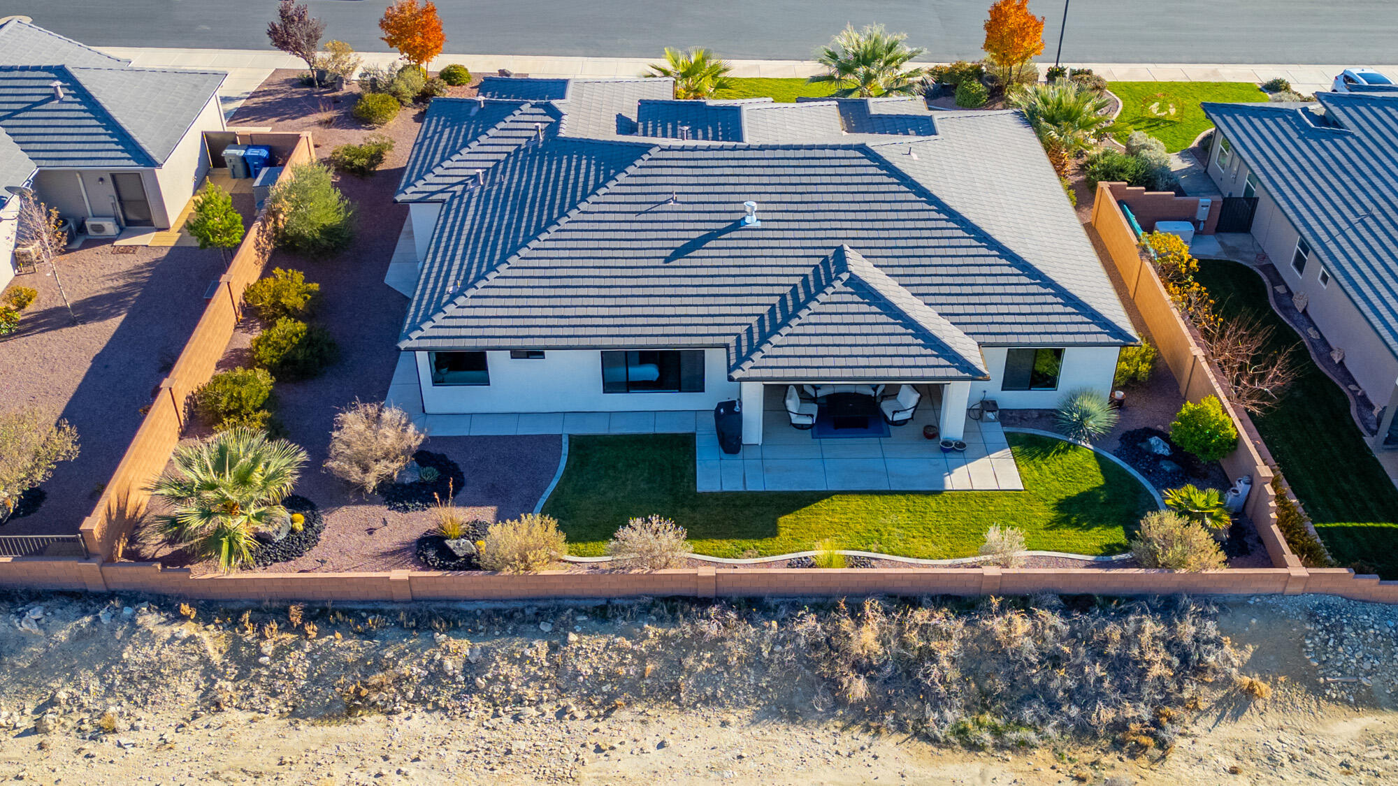WHITE SANDS - Residential
