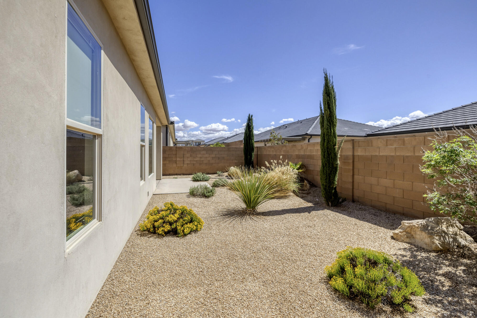 VILLAS AT SUN RIVER - Residential