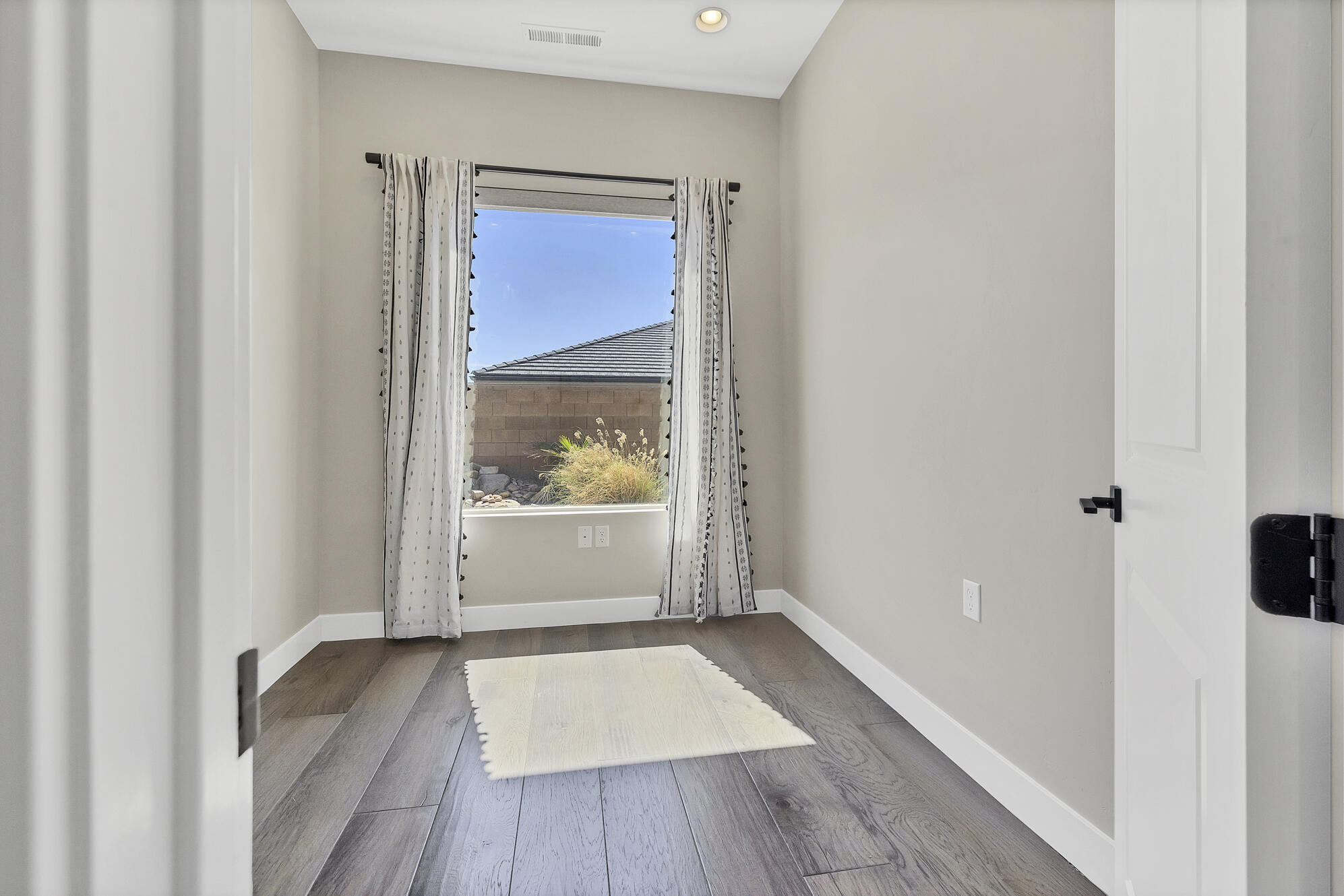 VILLAS AT SUN RIVER - Residential