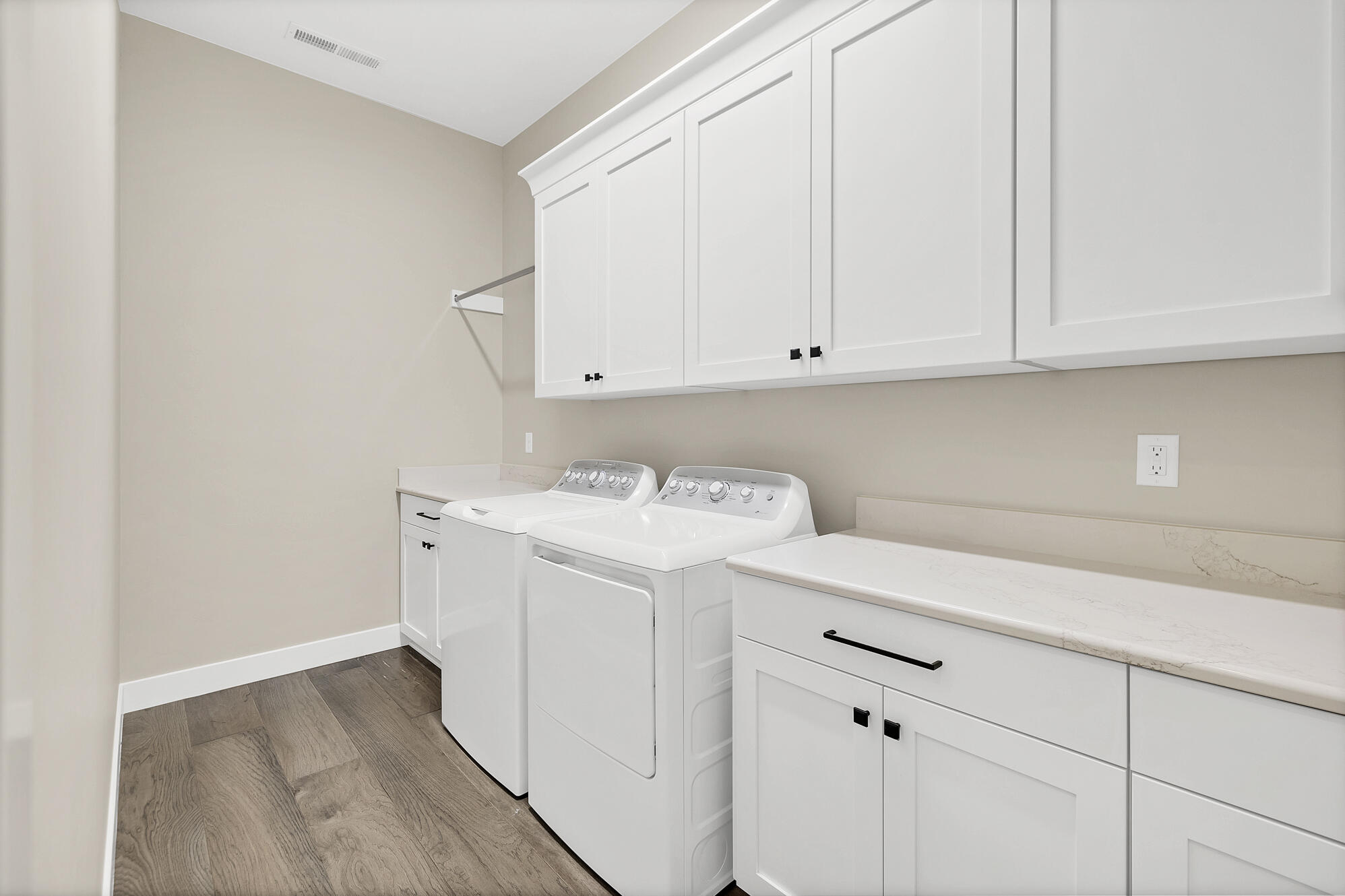 VILLAS AT SUN RIVER - Residential