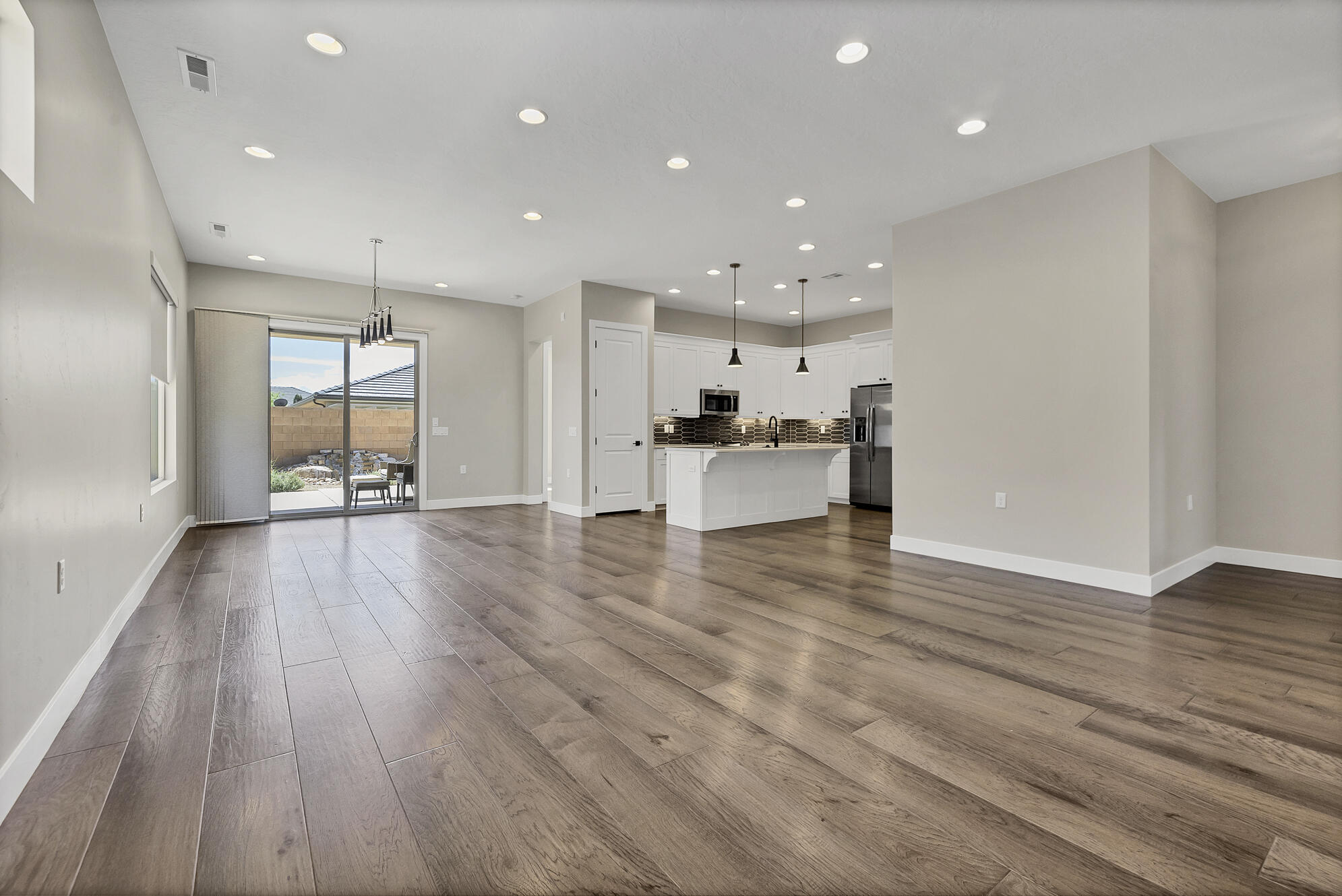 VILLAS AT SUN RIVER - Residential