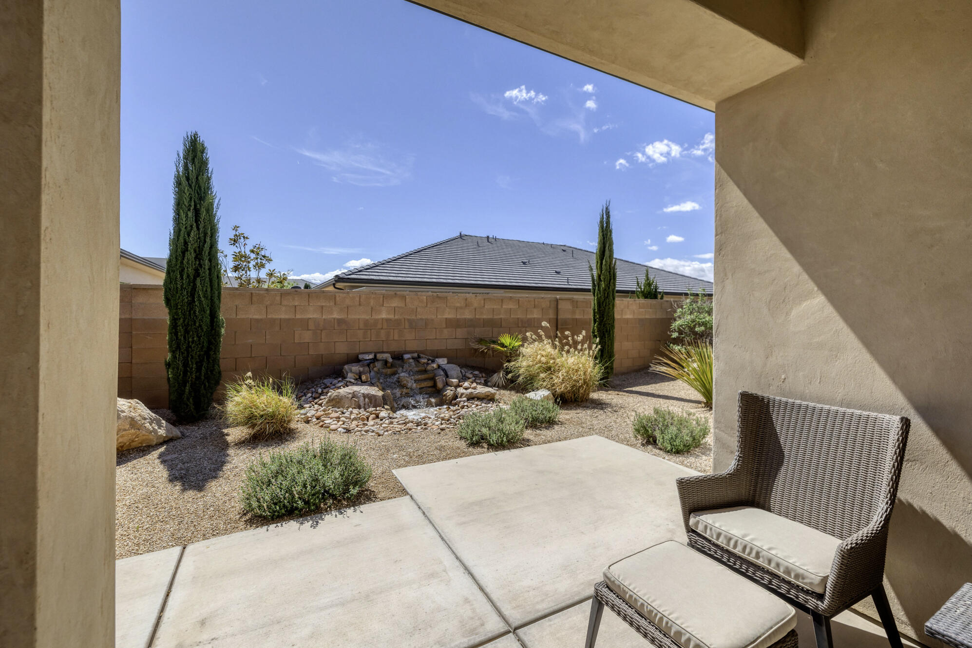 VILLAS AT SUN RIVER - Residential