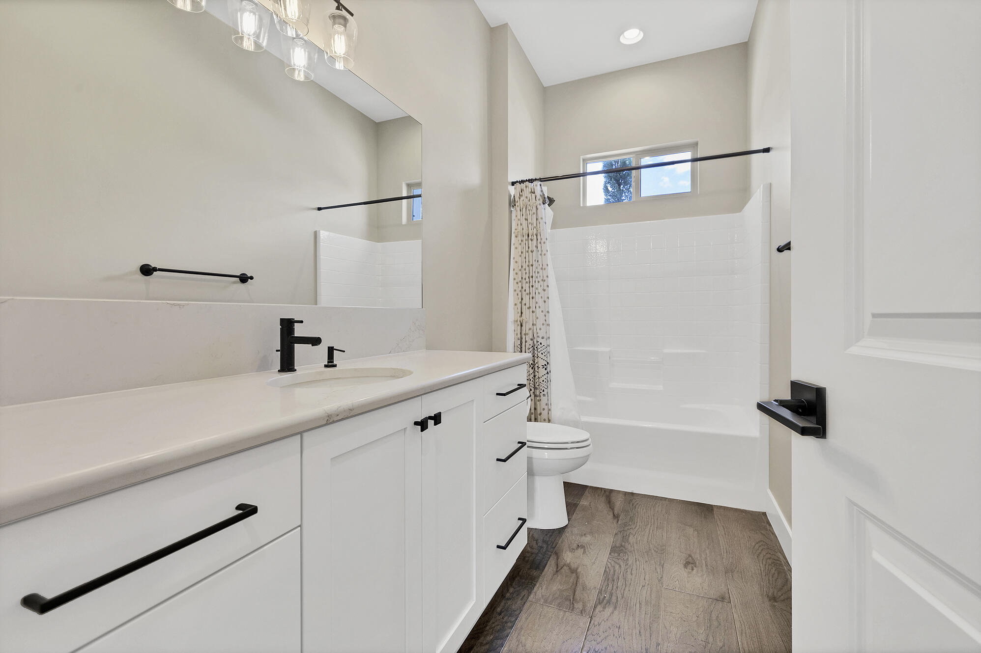 VILLAS AT SUN RIVER - Residential