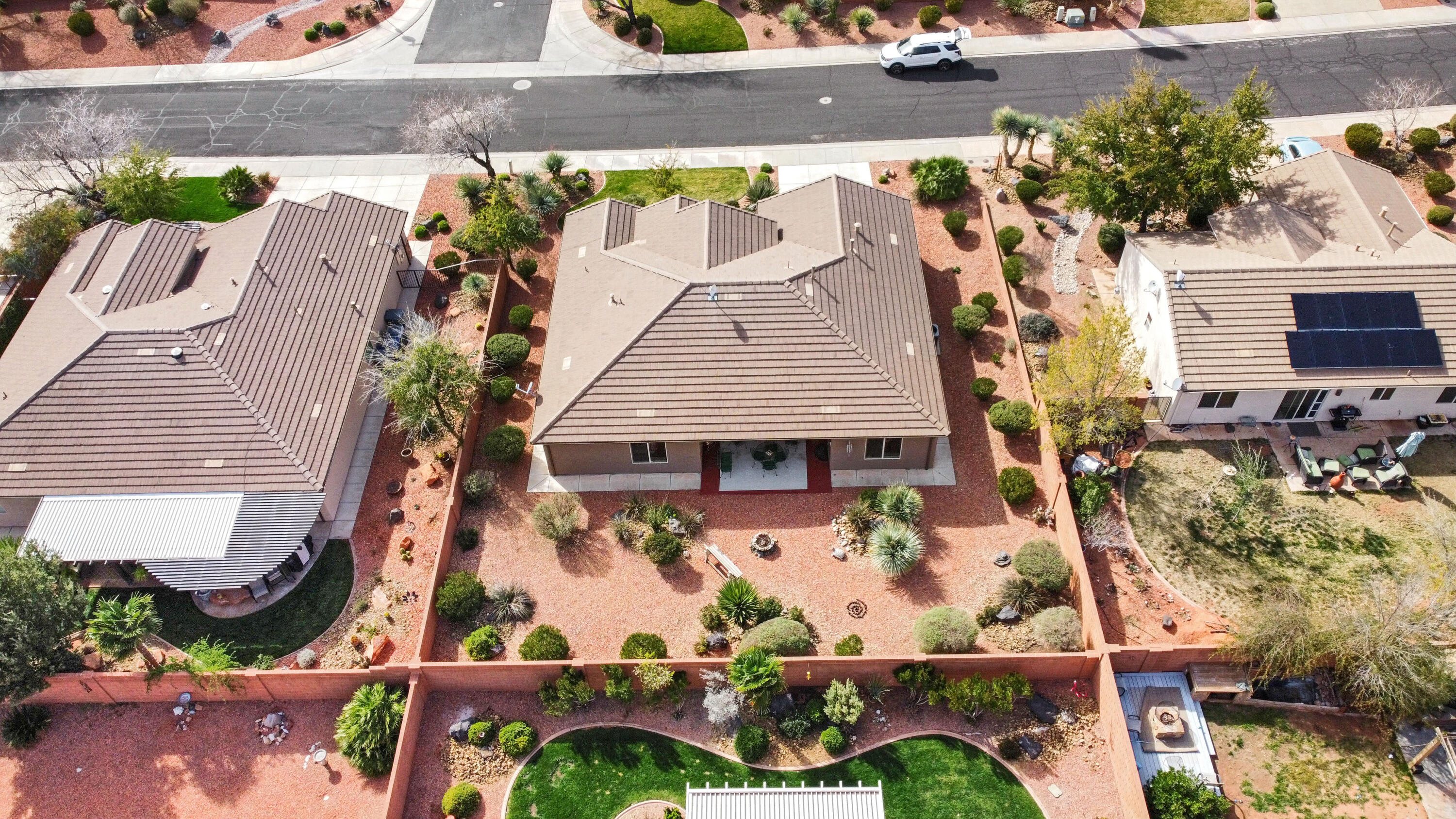 SUN CREST WEST - Residential