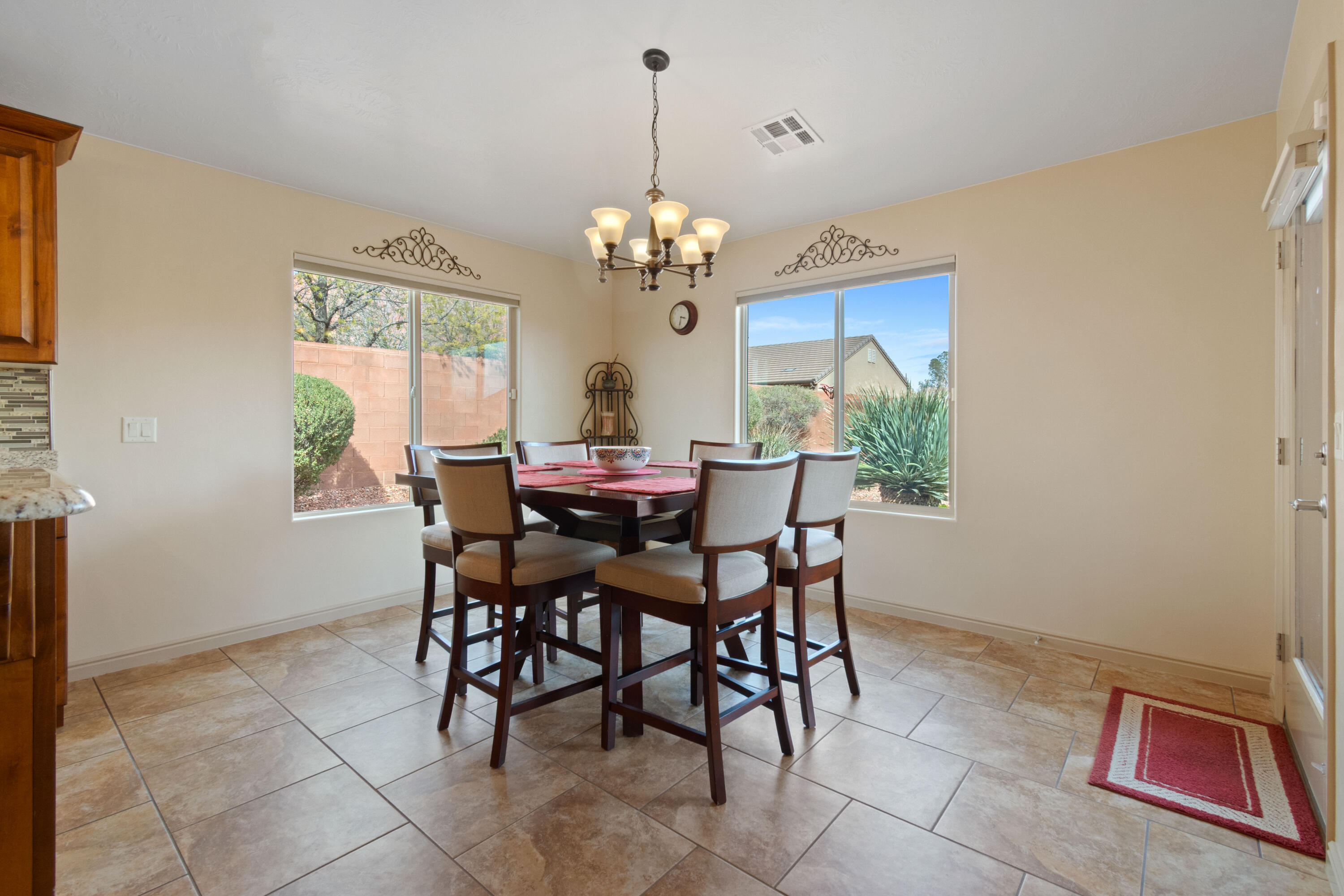 SUN CREST WEST - Residential