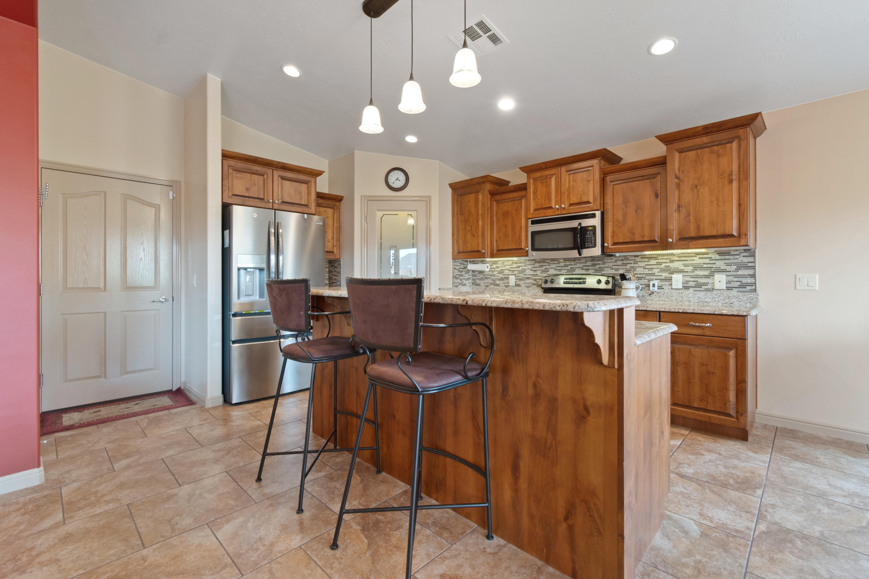 SUN CREST WEST - Residential