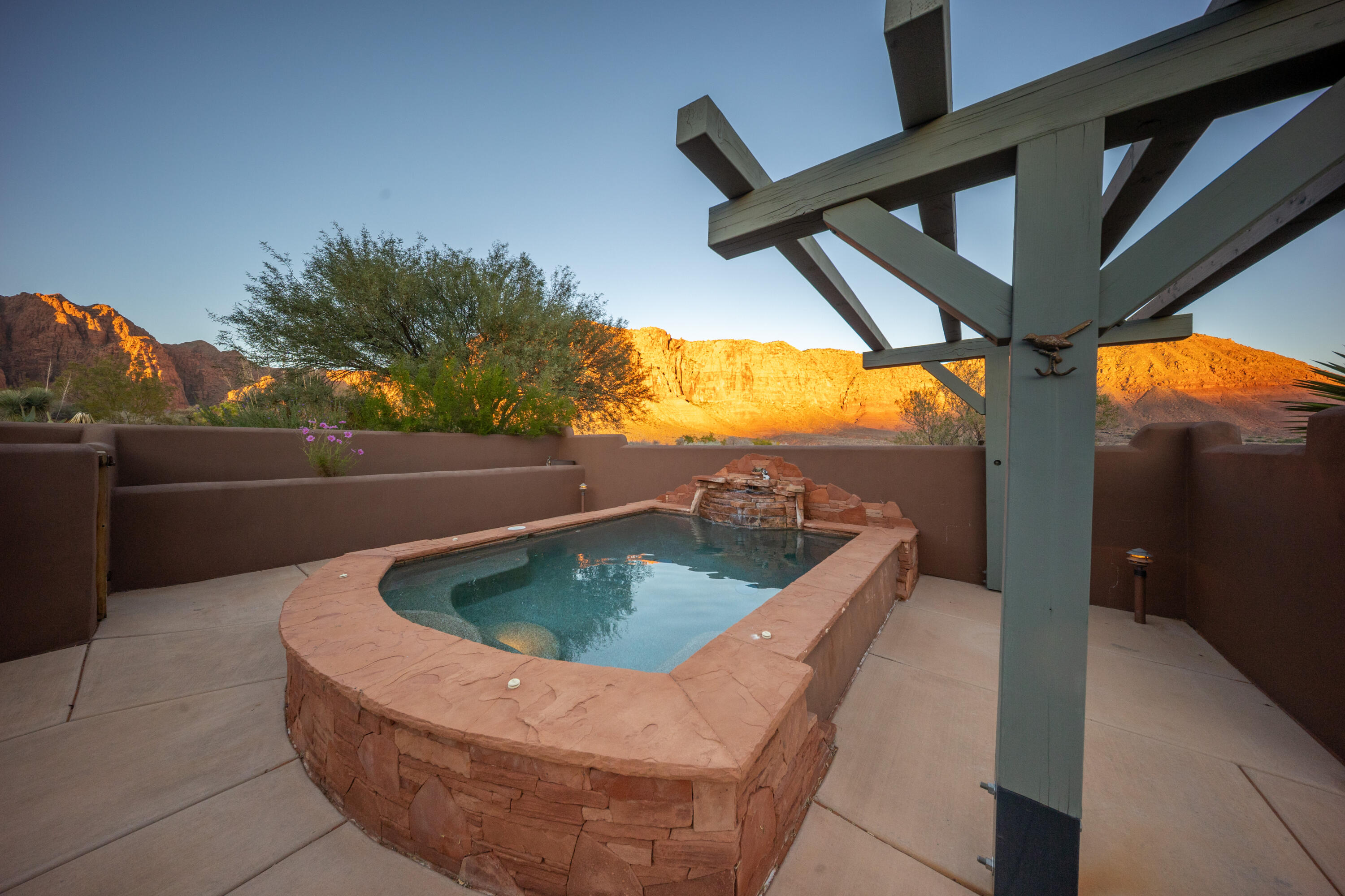 SHONTO POINT - Residential