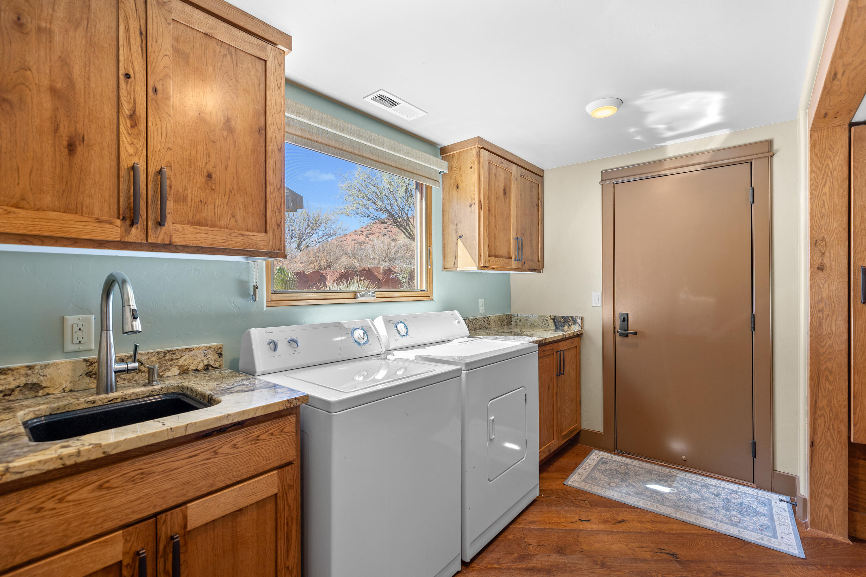 SHONTO POINT - Residential