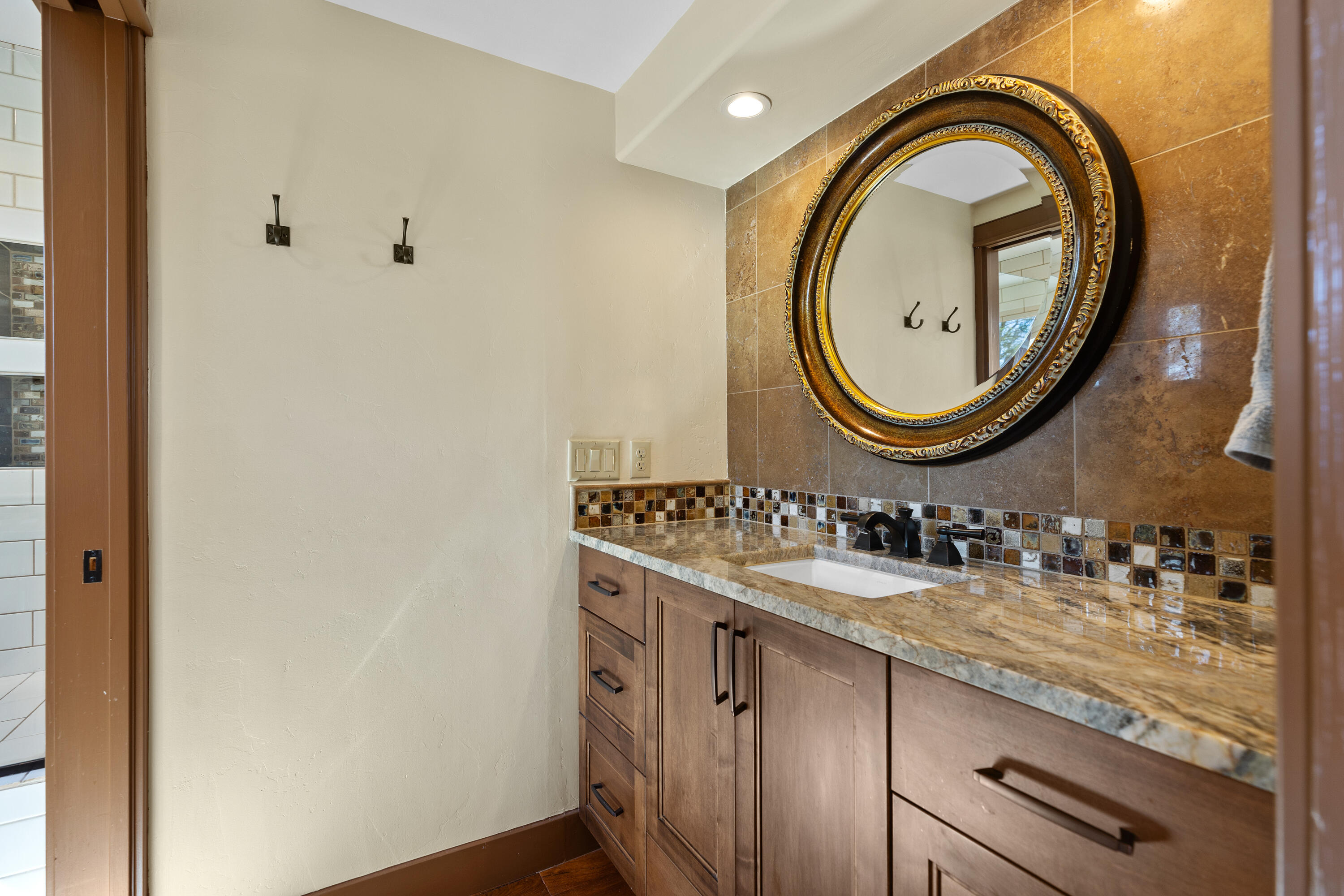 SHONTO POINT - Residential