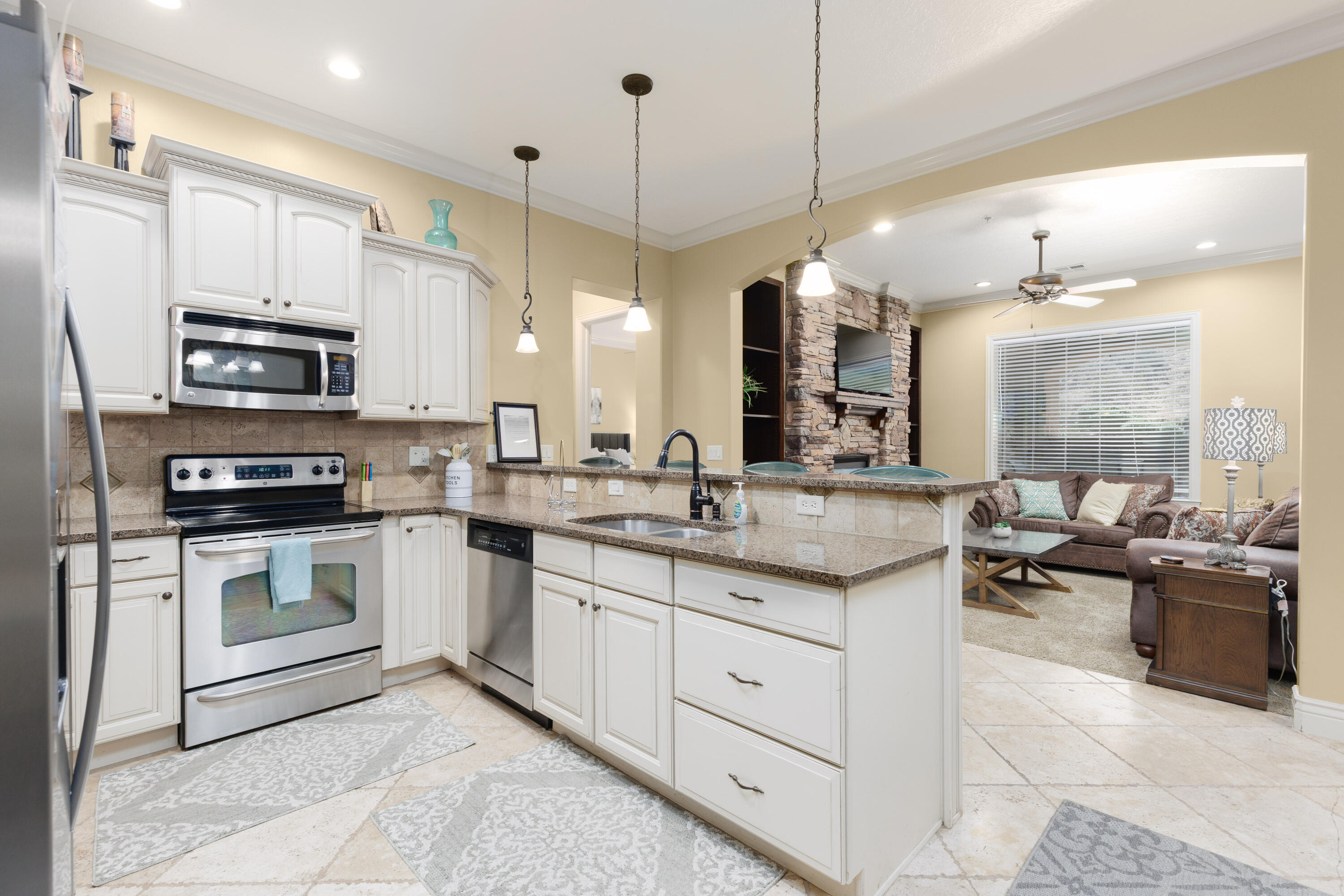 CORAL SPRINGS CONDOMINIUMS - Residential