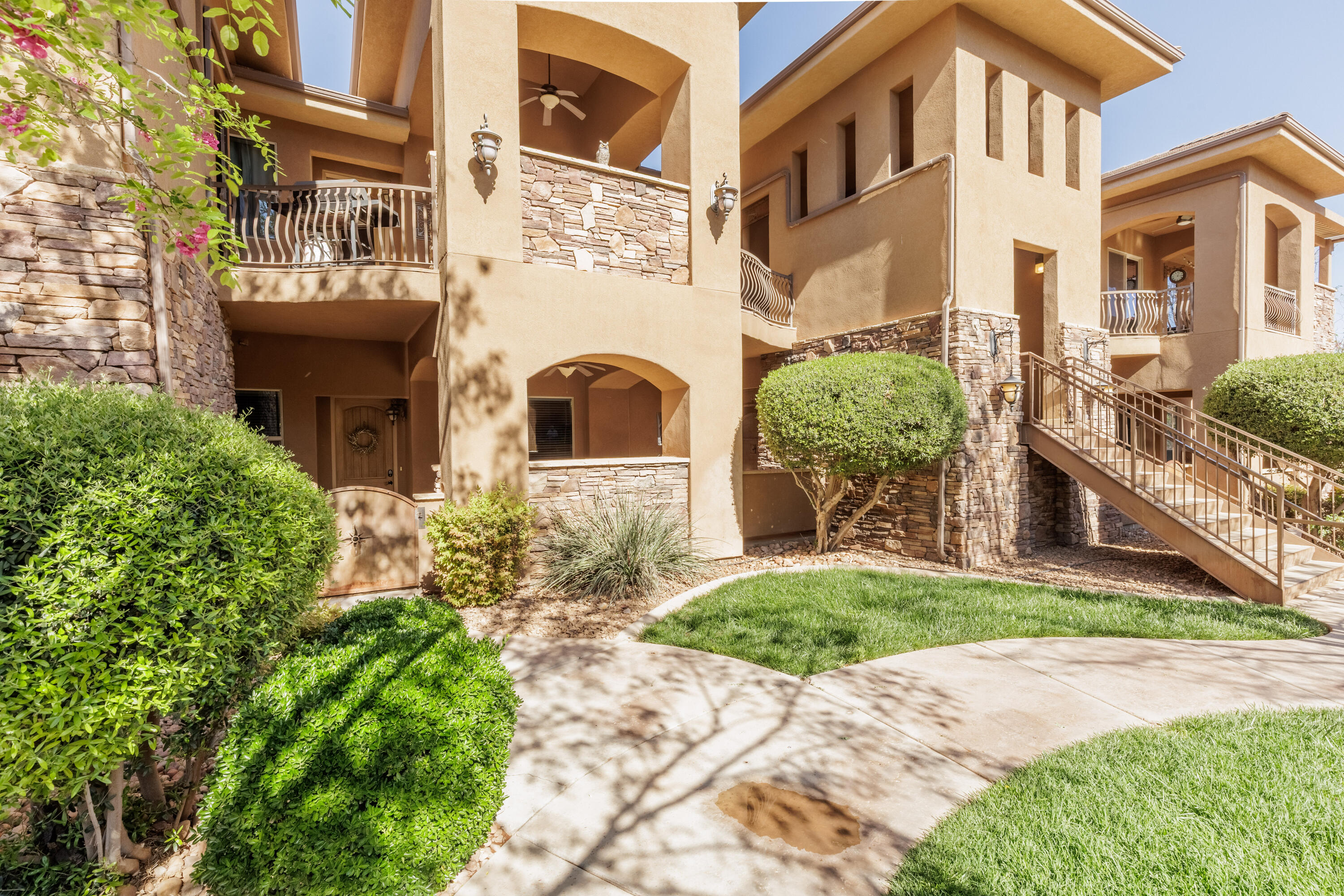 CORAL SPRINGS CONDOMINIUMS - Residential