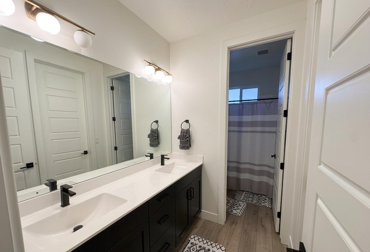 LEDGES OF SG POCKET MESA - Residential