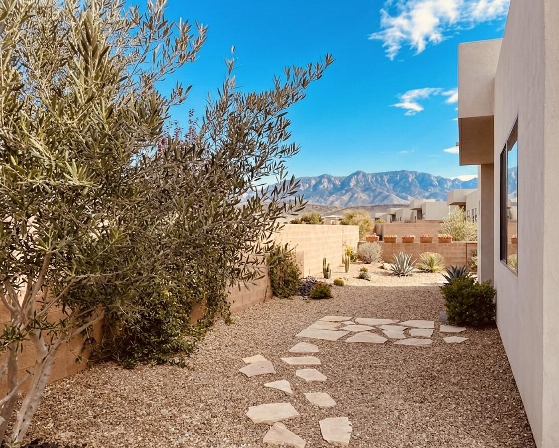 LEDGES OF SG POCKET MESA - Residential