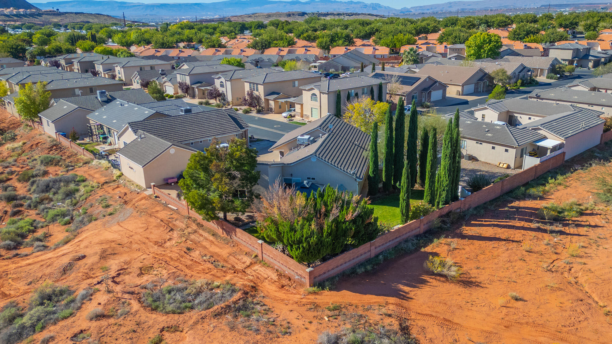 ENGLISH OAKS ESTATES - Residential