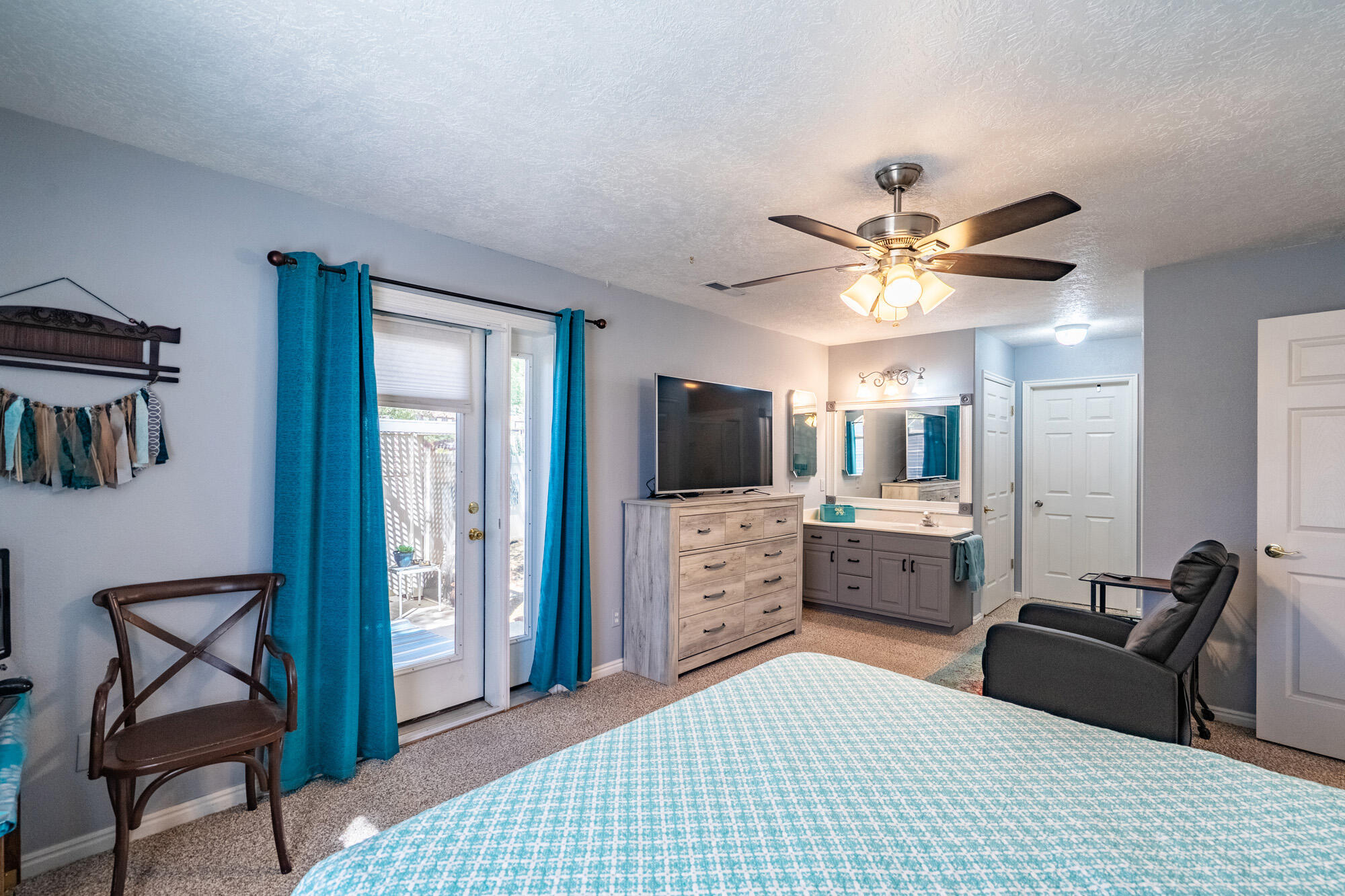 ENGLISH OAKS ESTATES - Residential