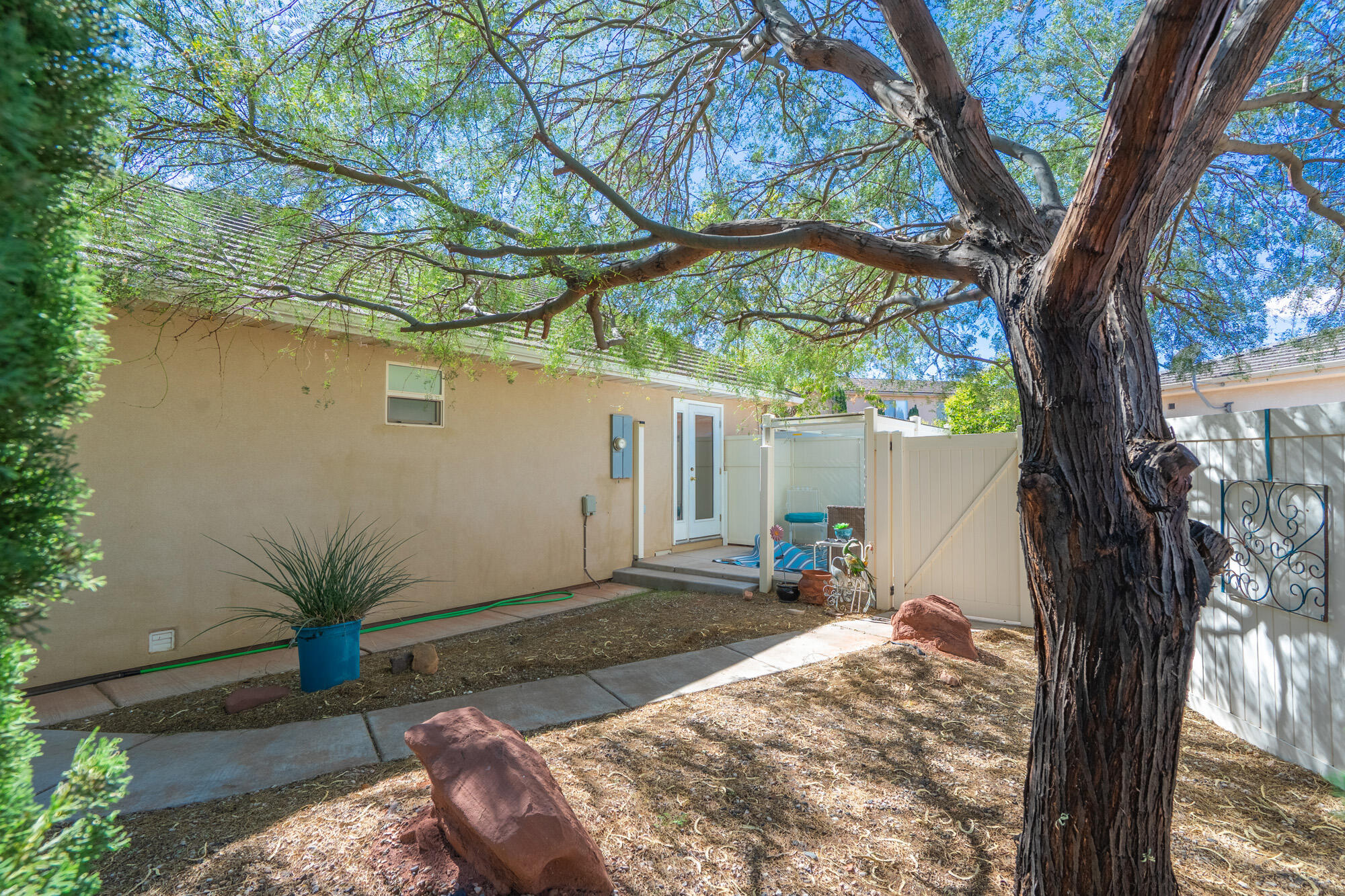 ENGLISH OAKS ESTATES - Residential