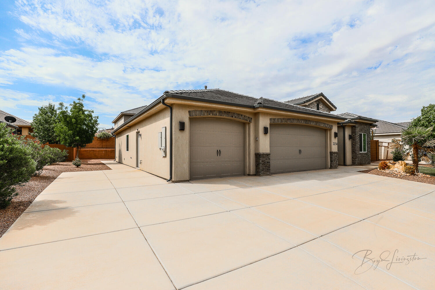 REDWOOD ESTATES - Residential