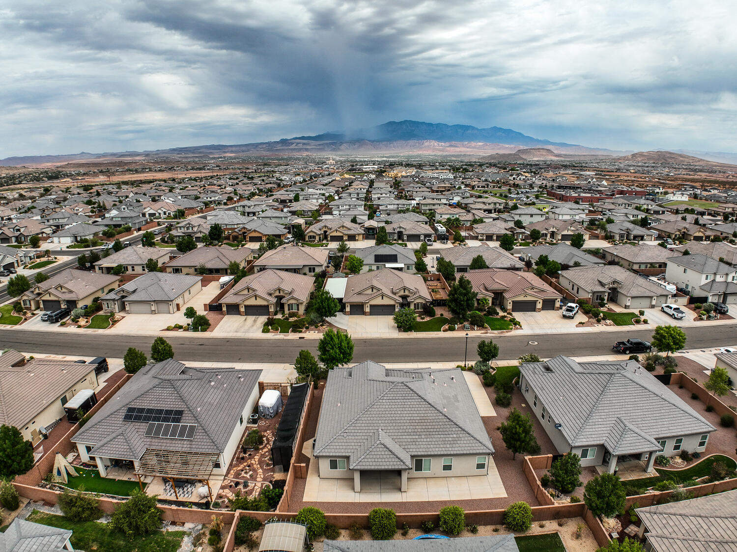 REDWOOD ESTATES - Residential