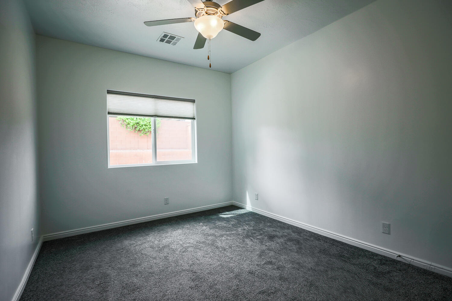 REDWOOD ESTATES - Residential