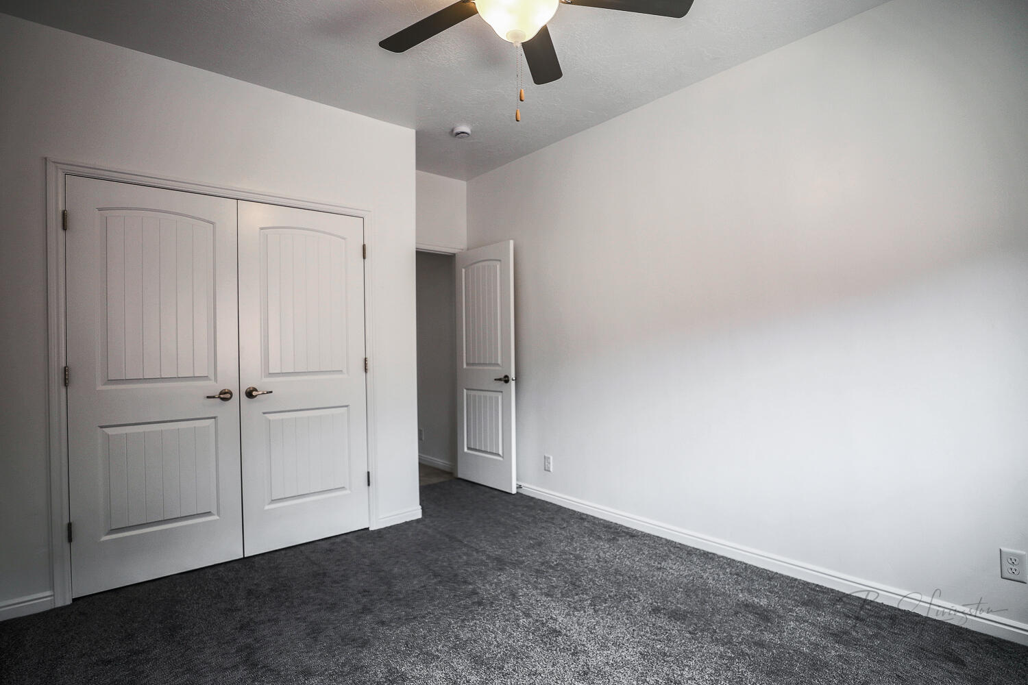 REDWOOD ESTATES - Residential