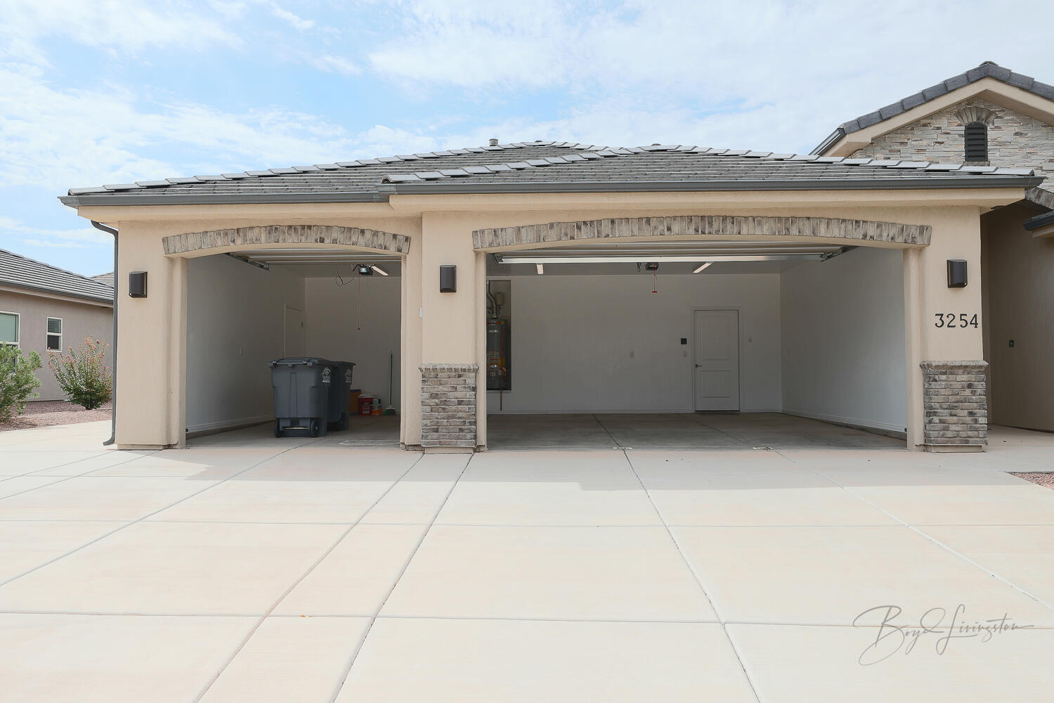 REDWOOD ESTATES - Residential