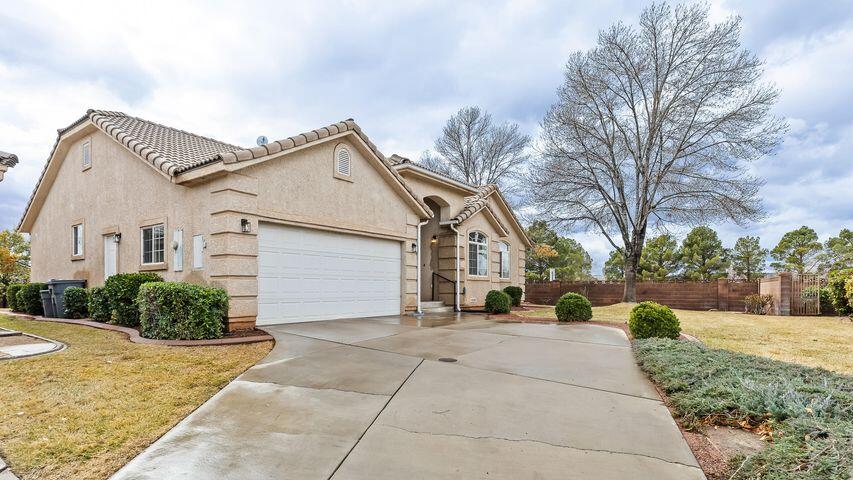 RIVER RIDGE GARDEN HOMES - Residential