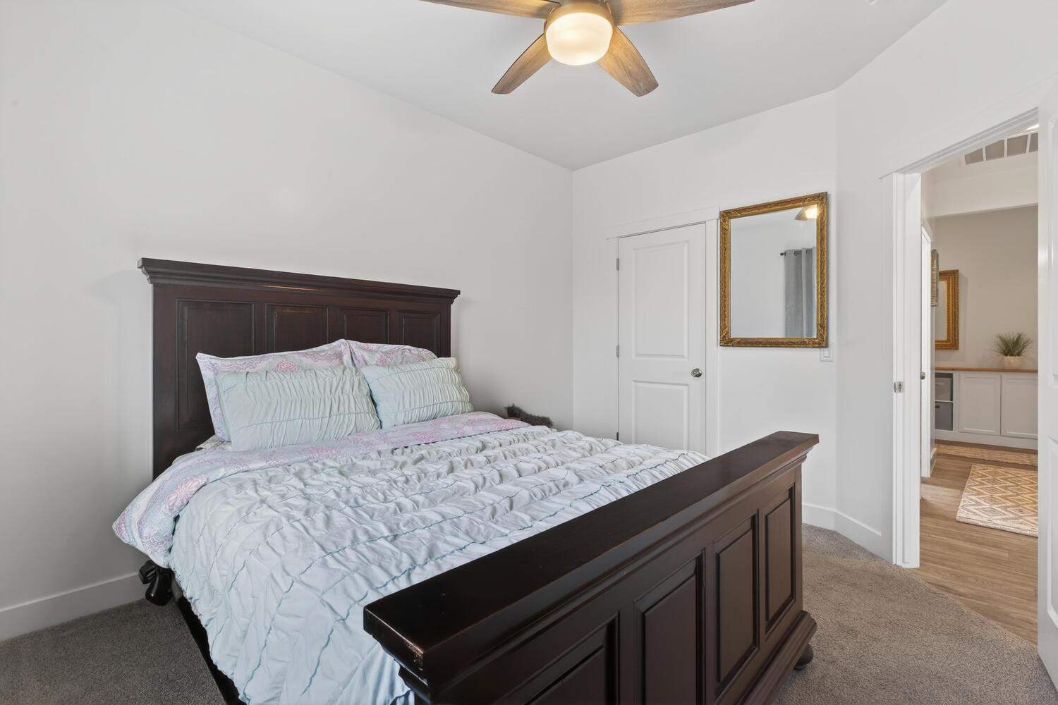 DESERT RIM - Residential